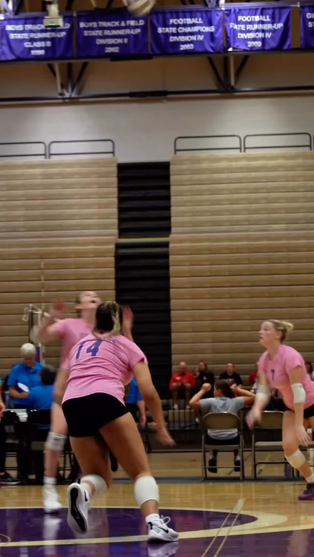Tournament vibes: every court was cooking at the Three Rivers Invitational ๐ฅ๐
Three Rivers fell to Hamilton in 3 in the Gold Bracket Championship, while Dowagiac finished 2nd in the Silver Bracket Championship.