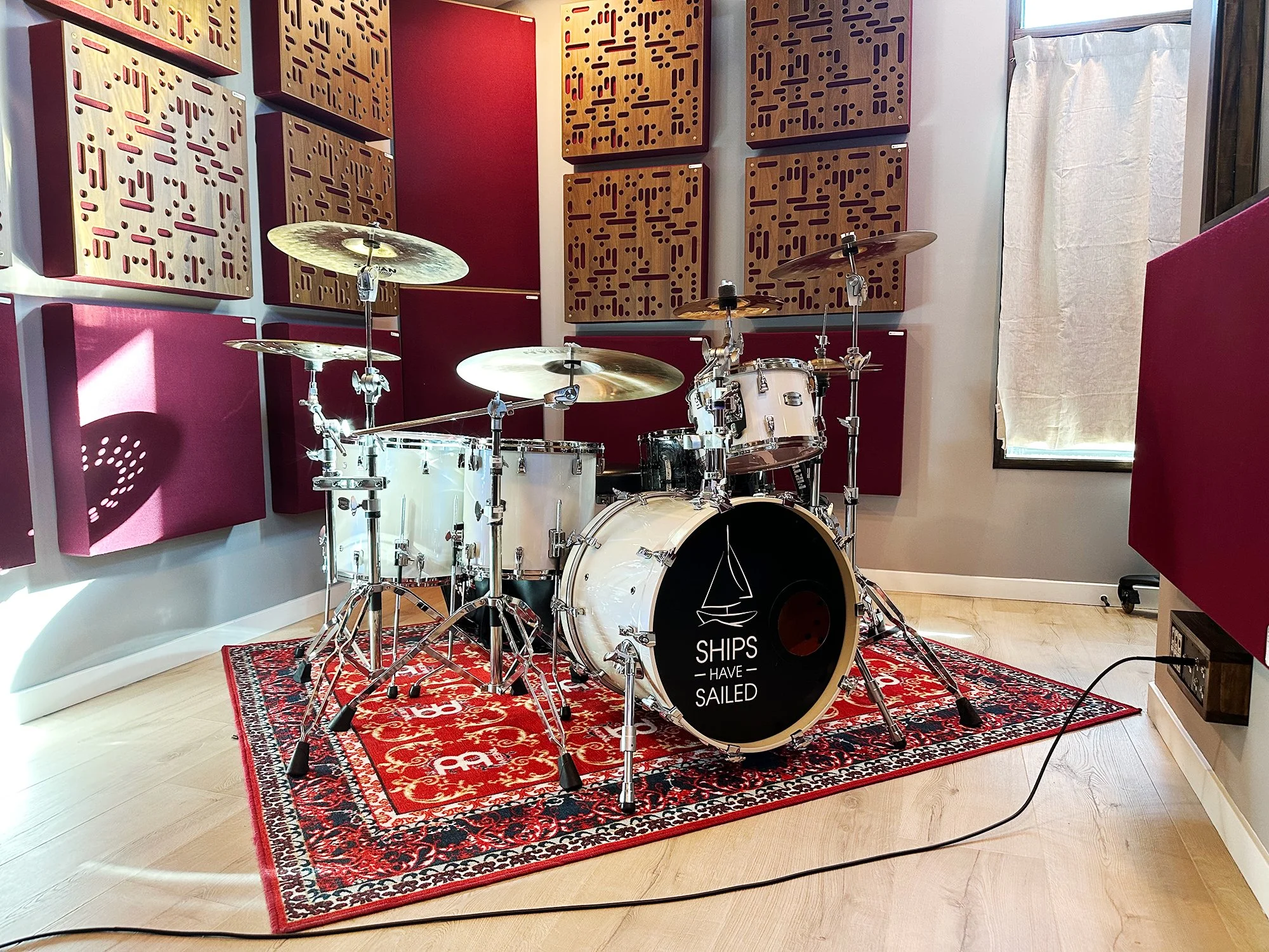 Tiny Island Studios: Drum World