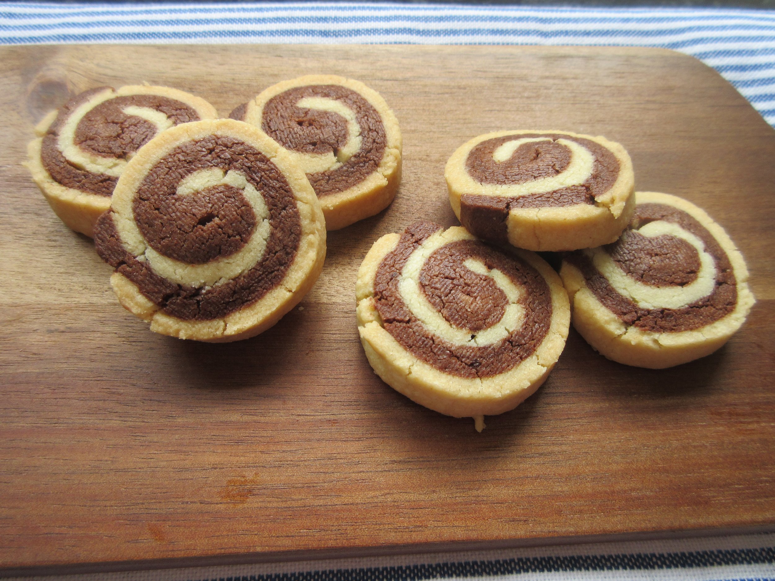 Mini Shortbread Swirls — Emily's Gluten Free
