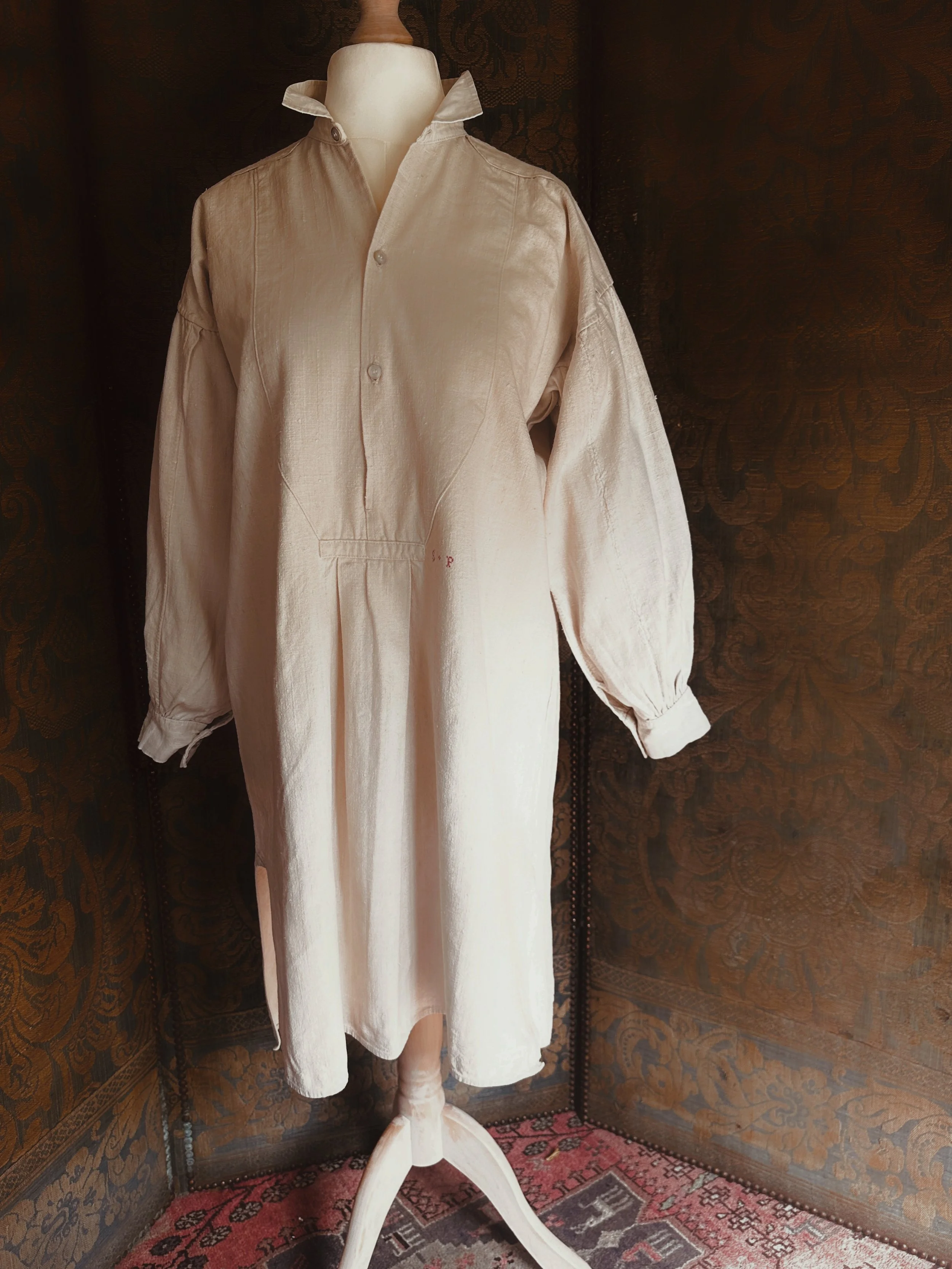 French 19th century linen chemise SP