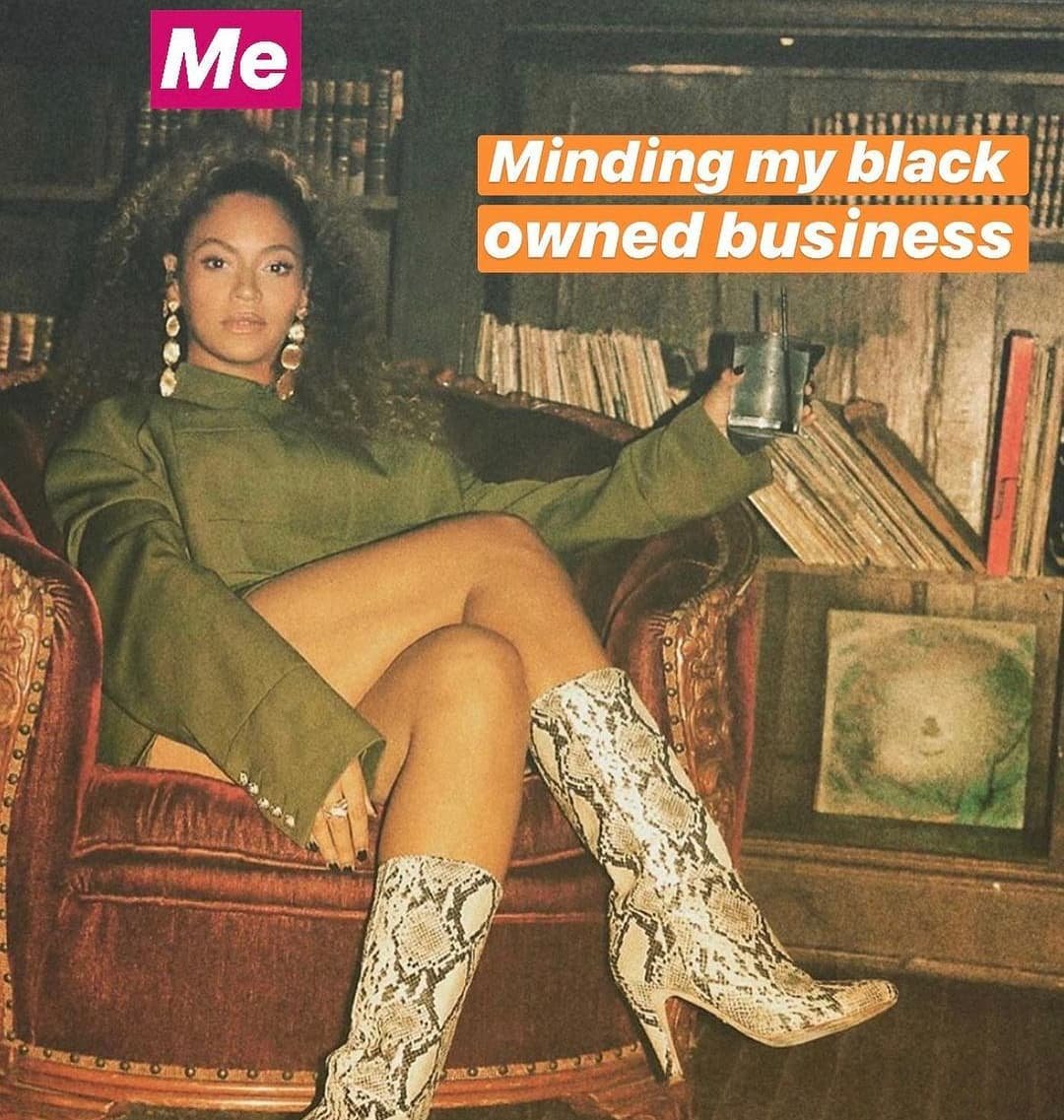 ✨✊🏾

📸 @mybrownbox