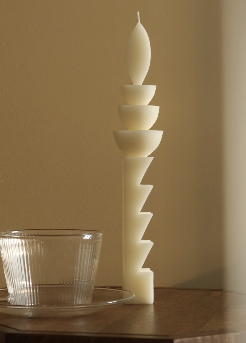 COLUMNA écrue 22,73 HT € H27,5 x L5 x P5 cm Prix de vente public 44 €