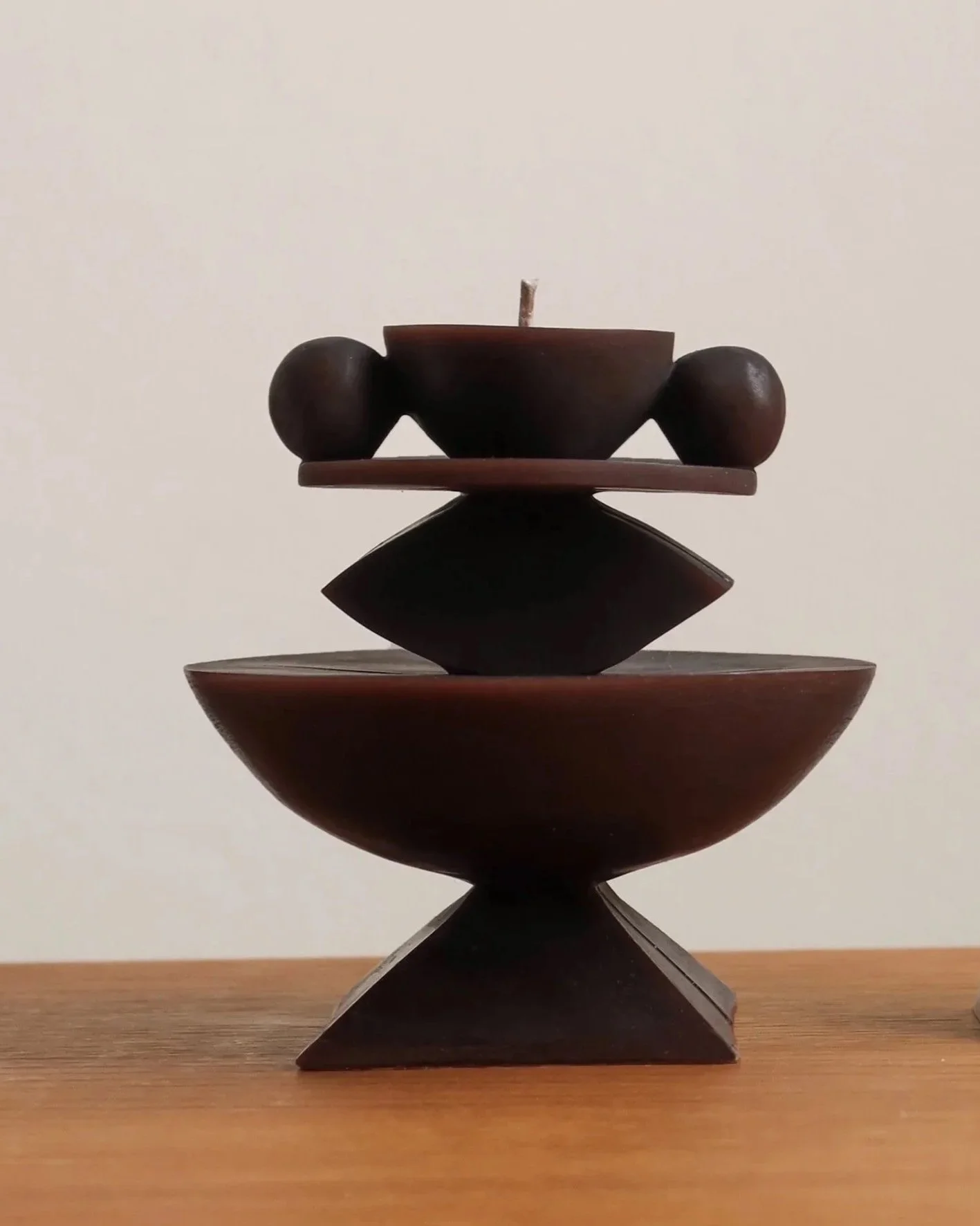 SOL marron 26,86 HT € 11,5 x L11 x 11 cm Prix de vente public 52 €
