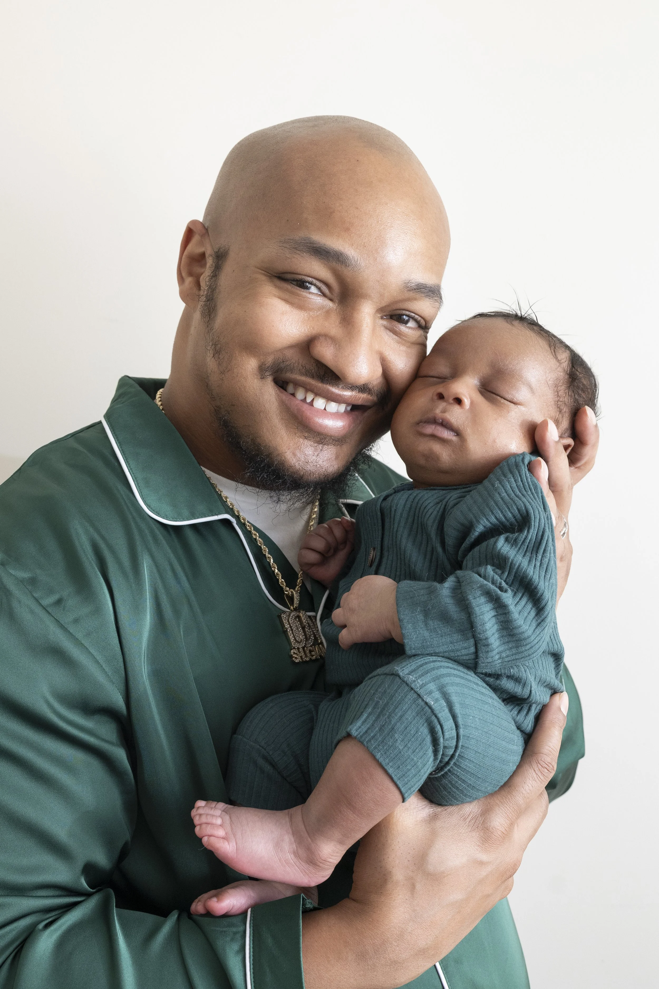 Muhammad_Athomenewbornsession_42.JPG