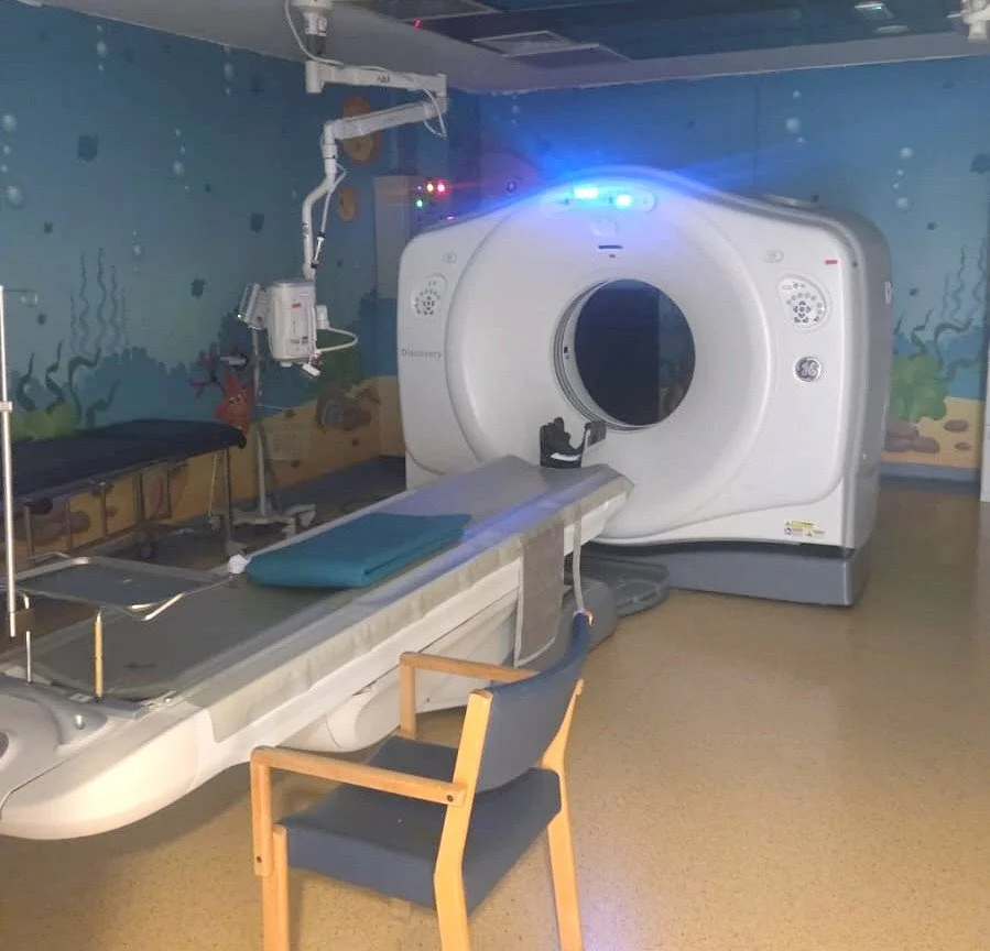 GE-Discovery-CT750HD-4-side.jpg