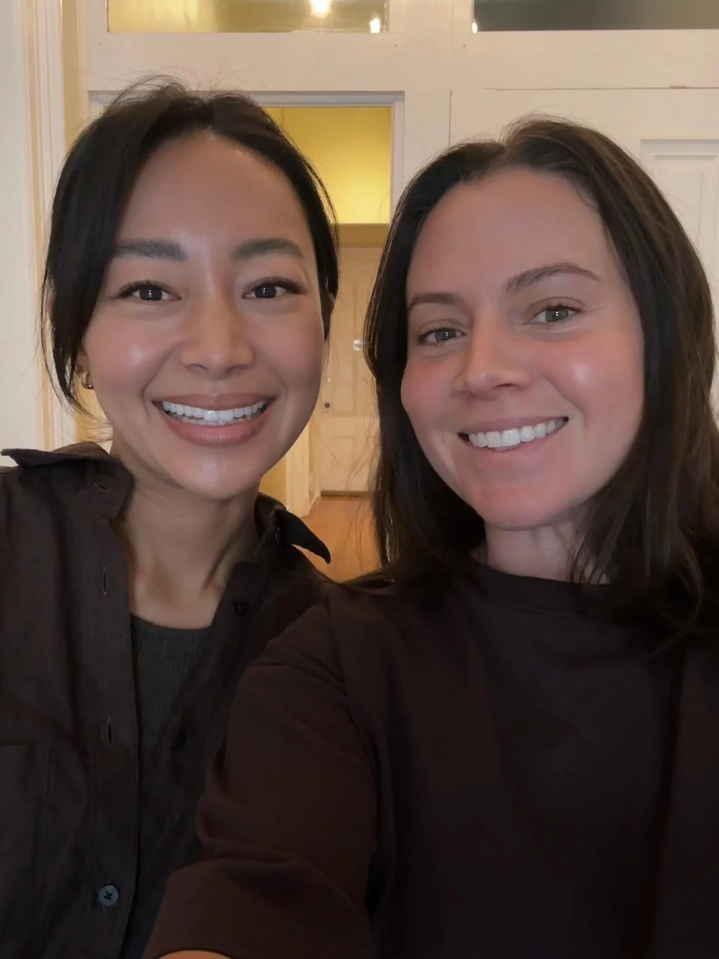 It&rsquo;s been a big year for us at AKARA 🤍

We started this business together in January, two best friends with a dream. No space, no consistency, doing home visits and events, simply showing up month after month and trusting the process. There&rs