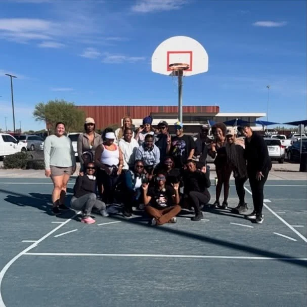 Week 14 #MudGirlsRun 🩵🫟 Comment your favorite way to start your weekend. 

Spoiler alert: our fave is definitely running with the Mud girls 🫶🏾