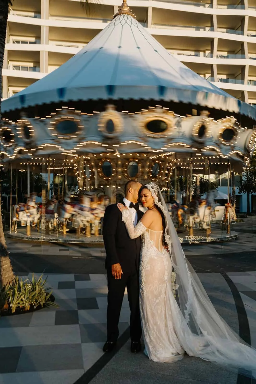 garza-blanca-cancun-wedding-couple-portrait-carousel.jpg
