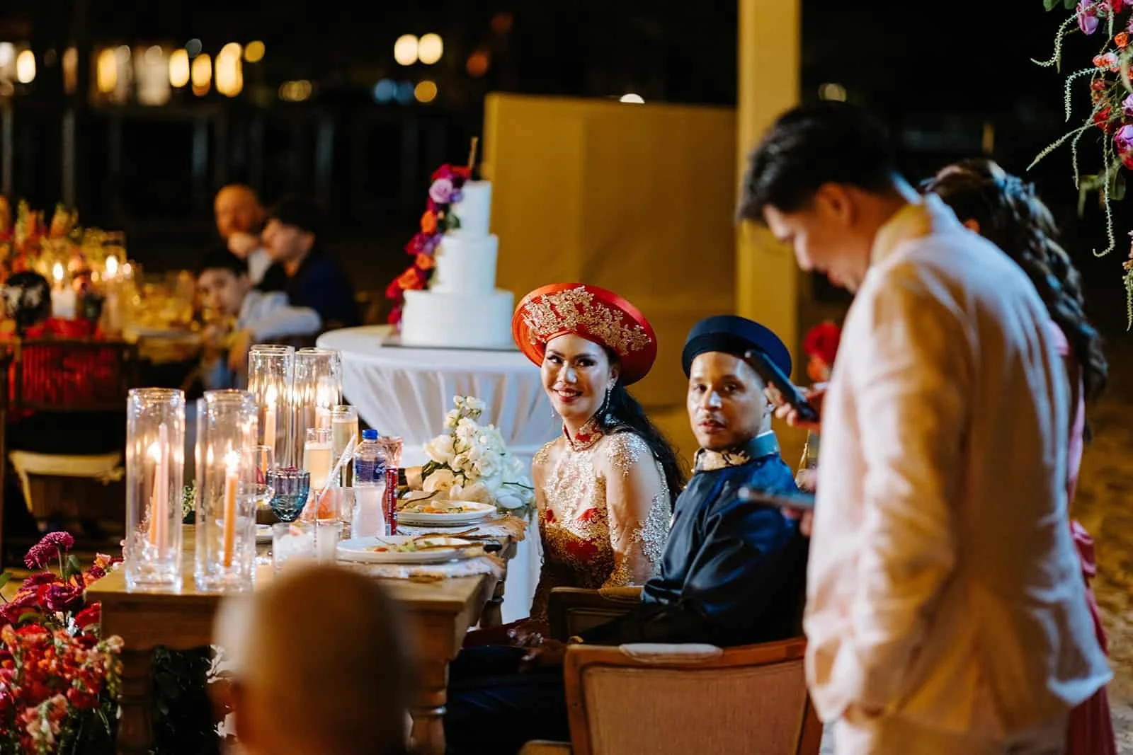 garza-blanca-cancun-vietnamese-wedding-reception-ao-dai.jpg