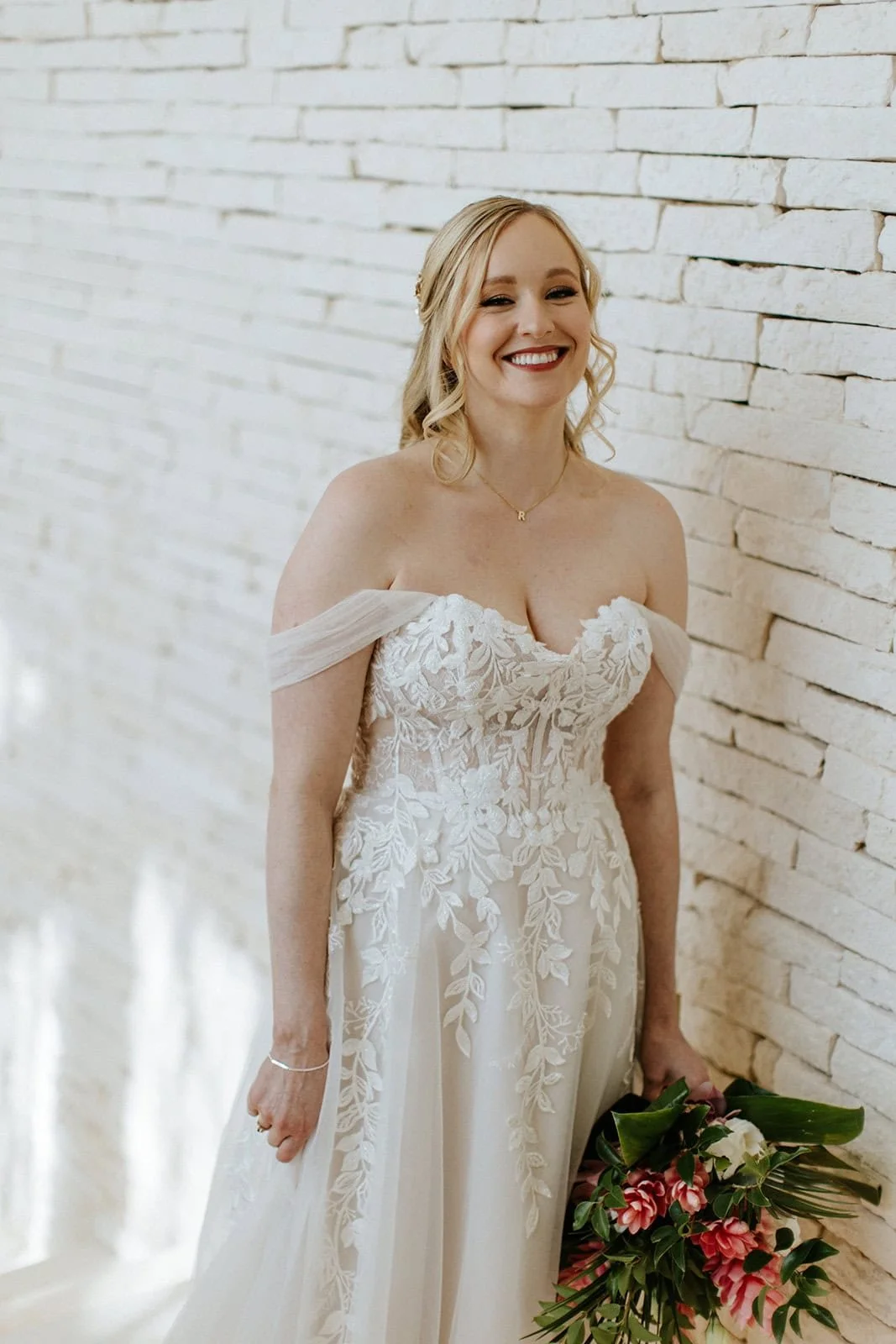 A Bright Bridal Portrait