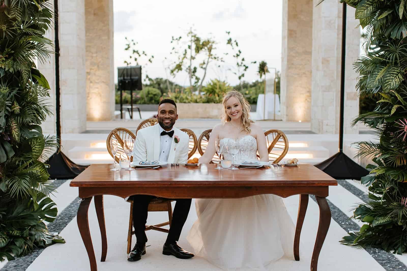 Settled In at the Sweetheart Table