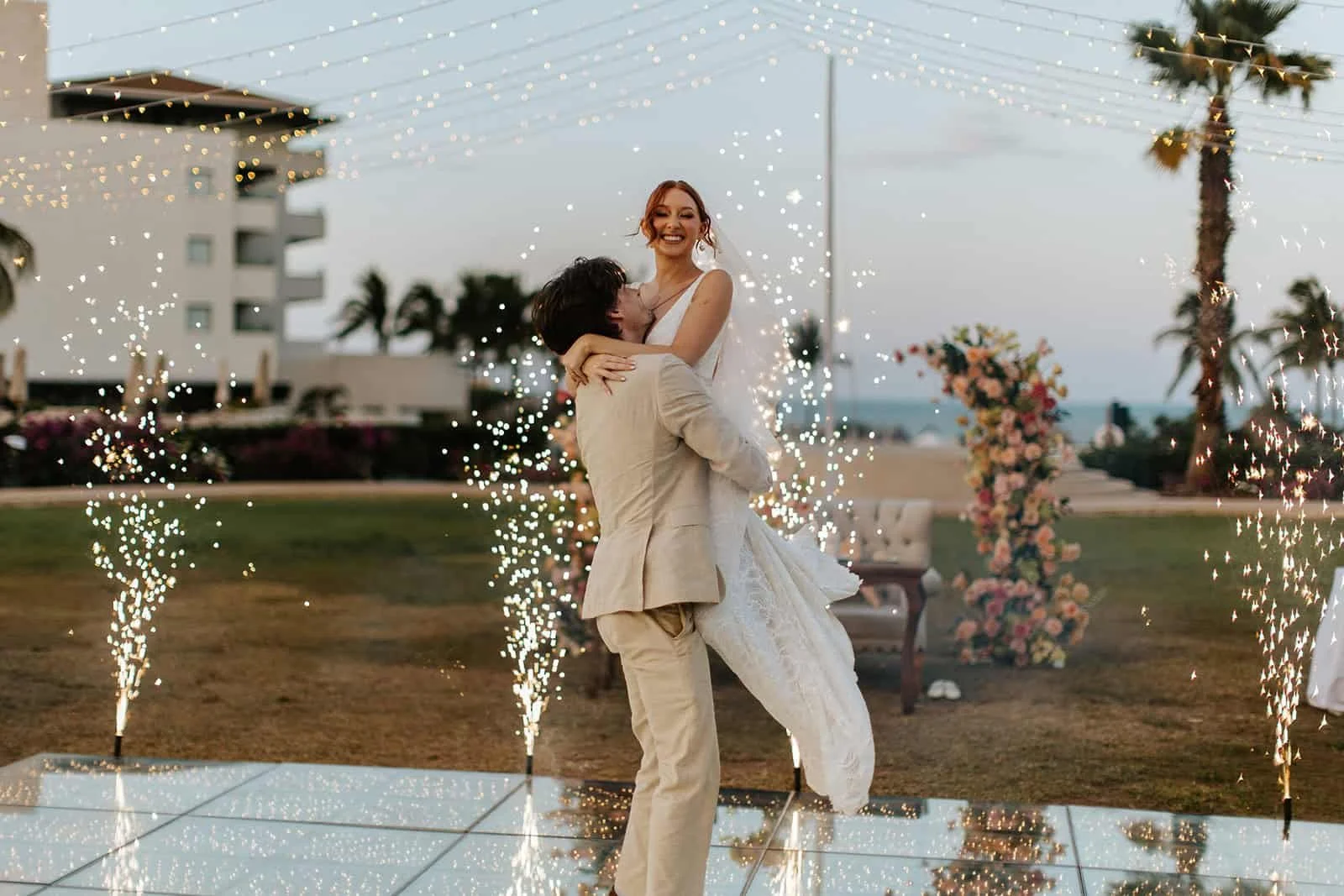 Couple first dance at Playa del Carmen wedding reception