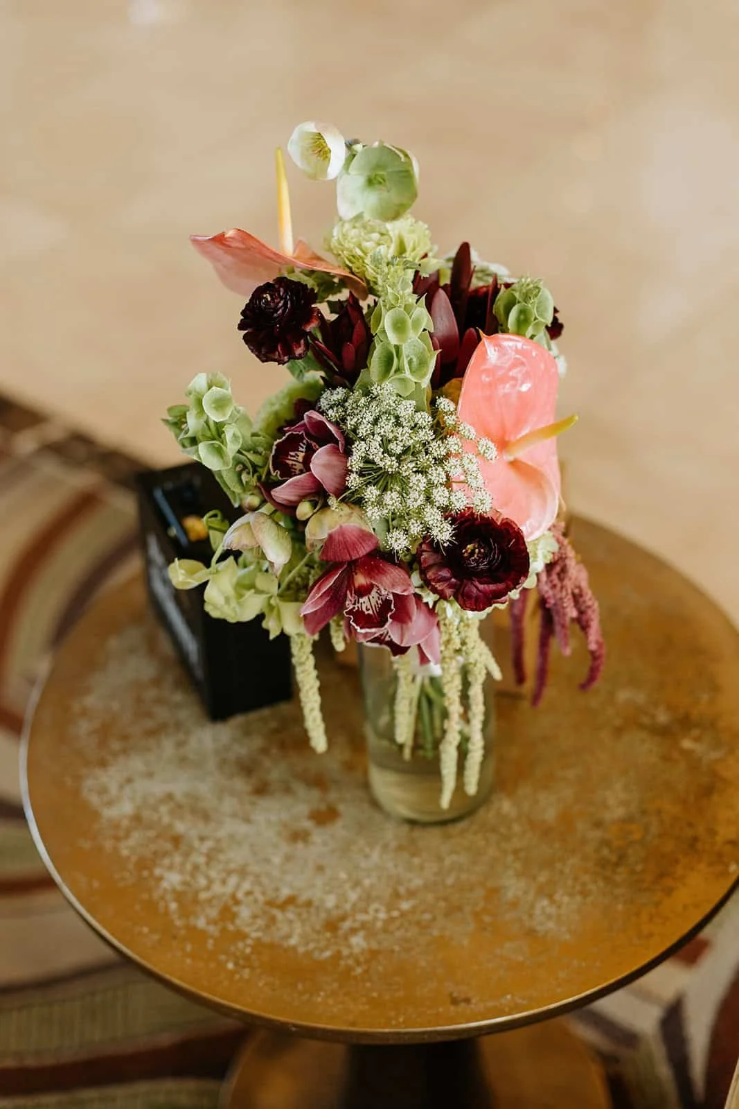 garza-blanca-cancun-wedding-floral-arrangement.jpg