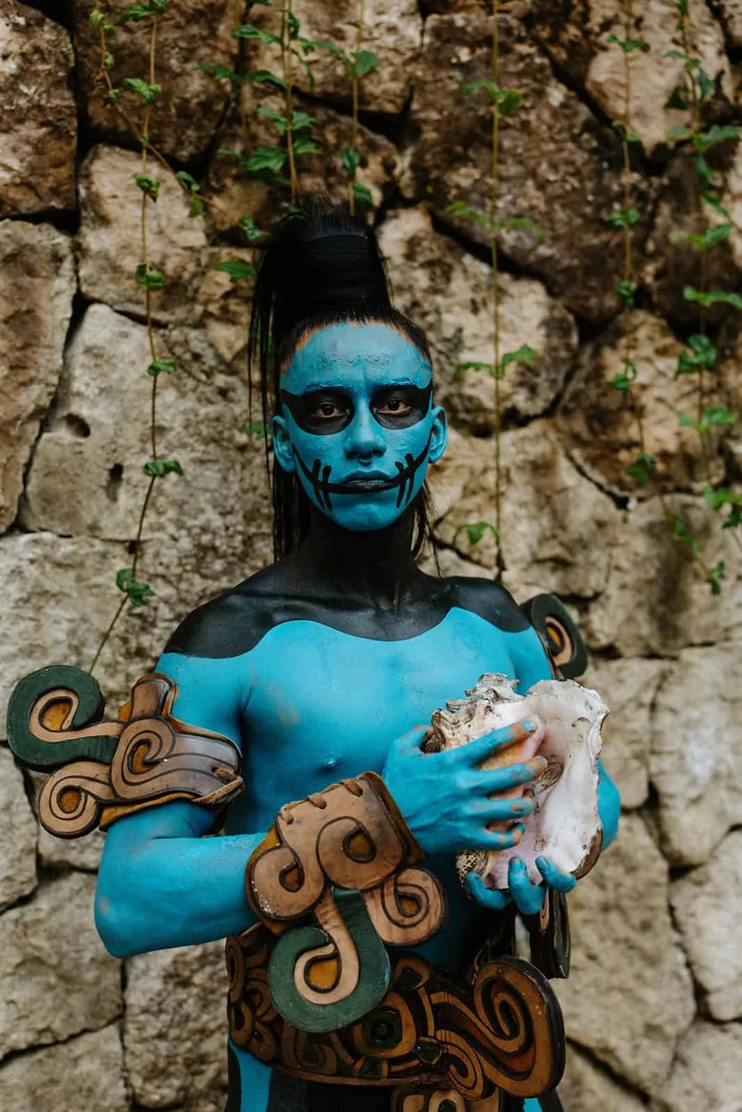 xcaret-park-mayan-performer-conch-shell.jpg
