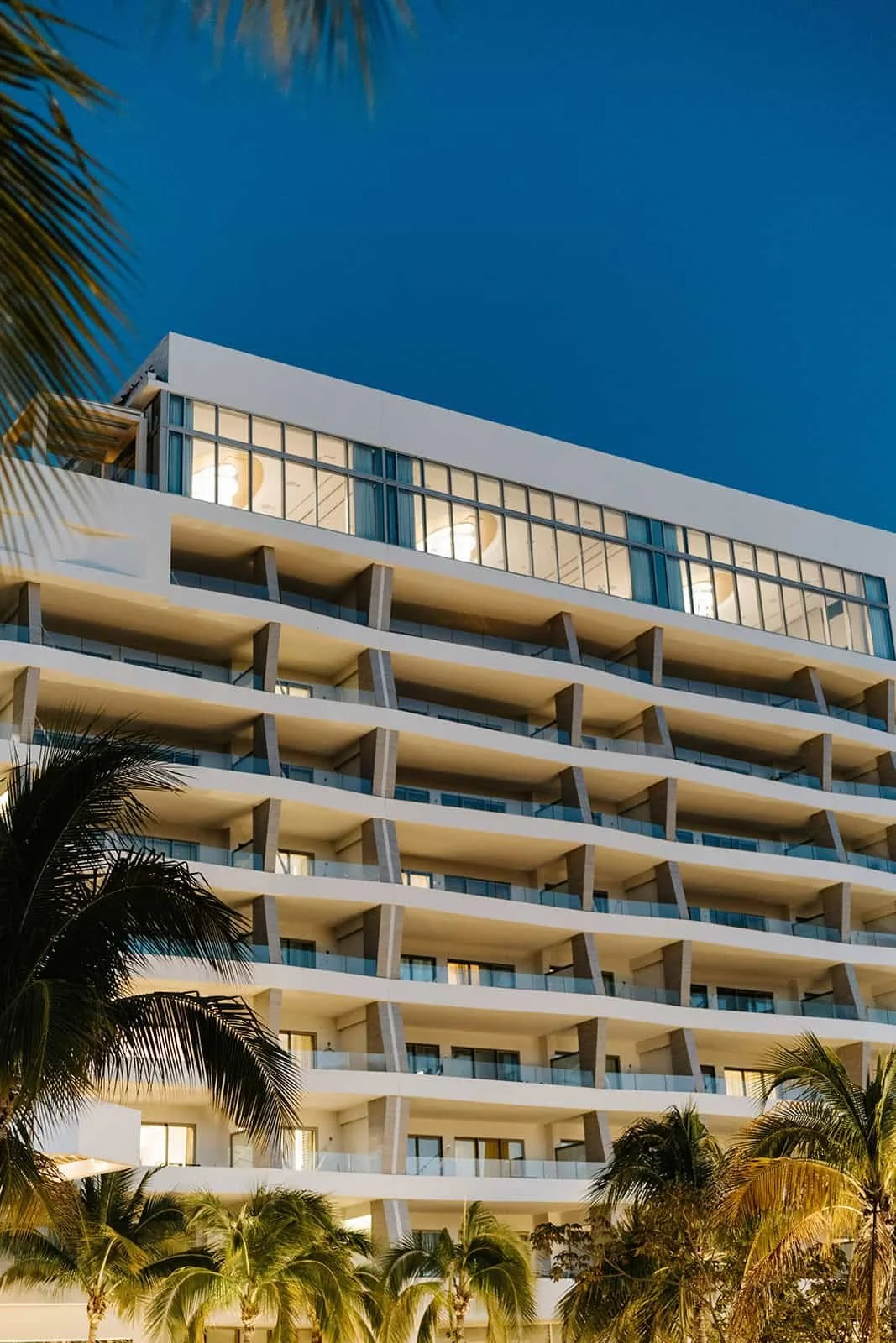 garza-blanca-cancun-resort-architecture.jpg