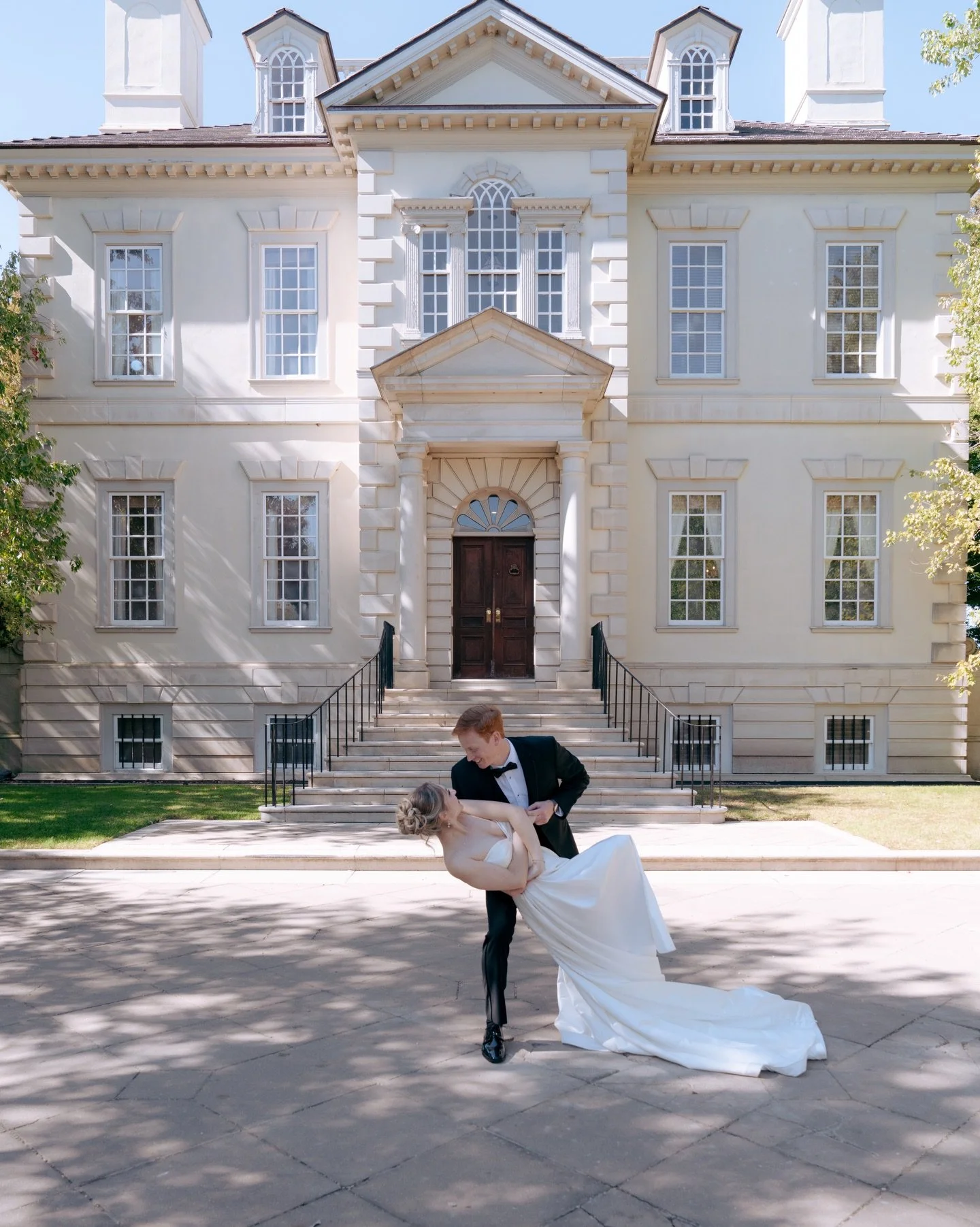 L+M

A day wrapped in soft light and timeless details. From the quiet elegance of morning preparations to a sun drenched ceremony framed by endless greenery, every moment felt effortlessly refined. 

The grand fa&ccedil;ade set the scene but it was t