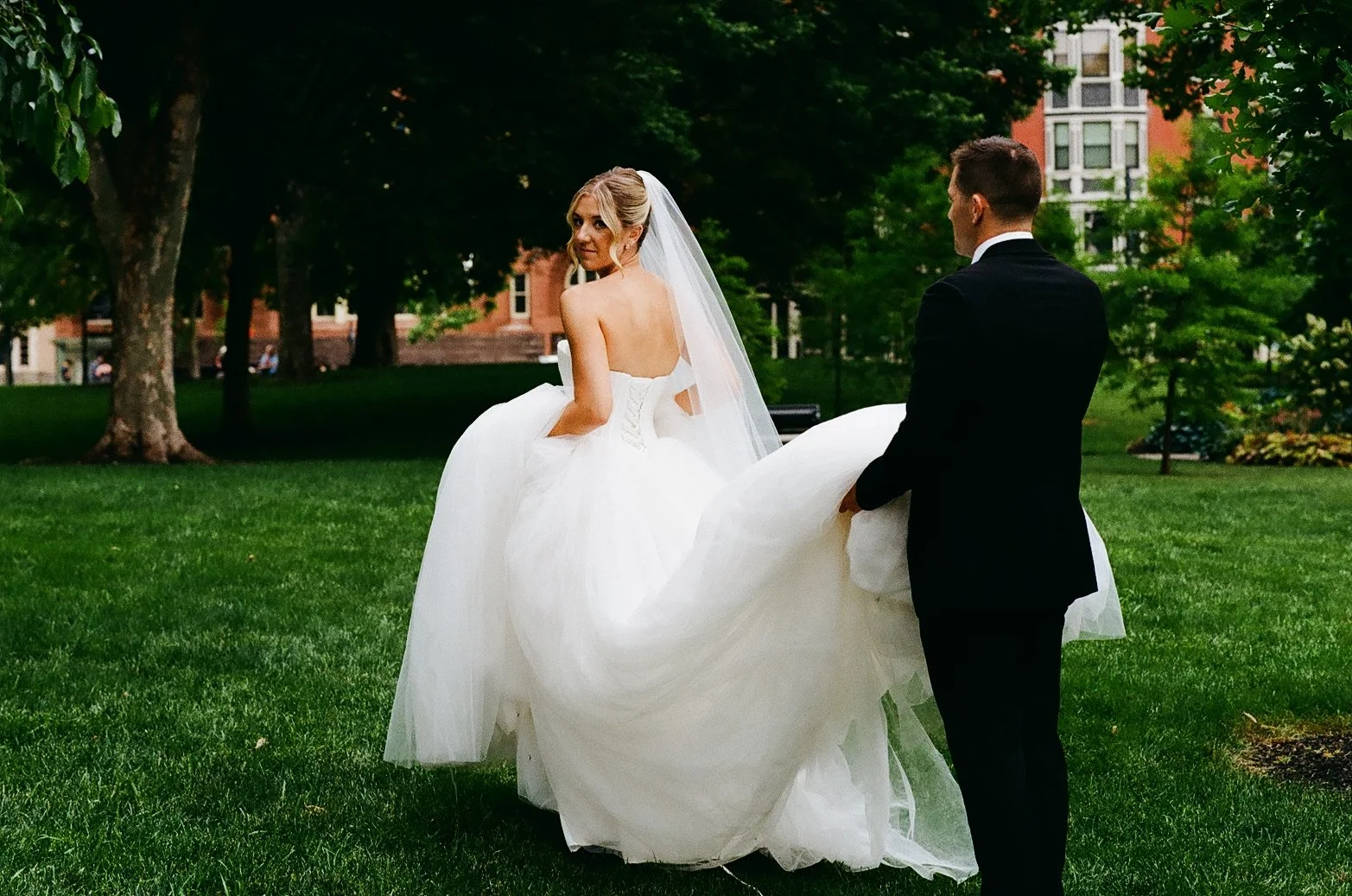 Wedding photography gallery featuring stunning images from real weddings.