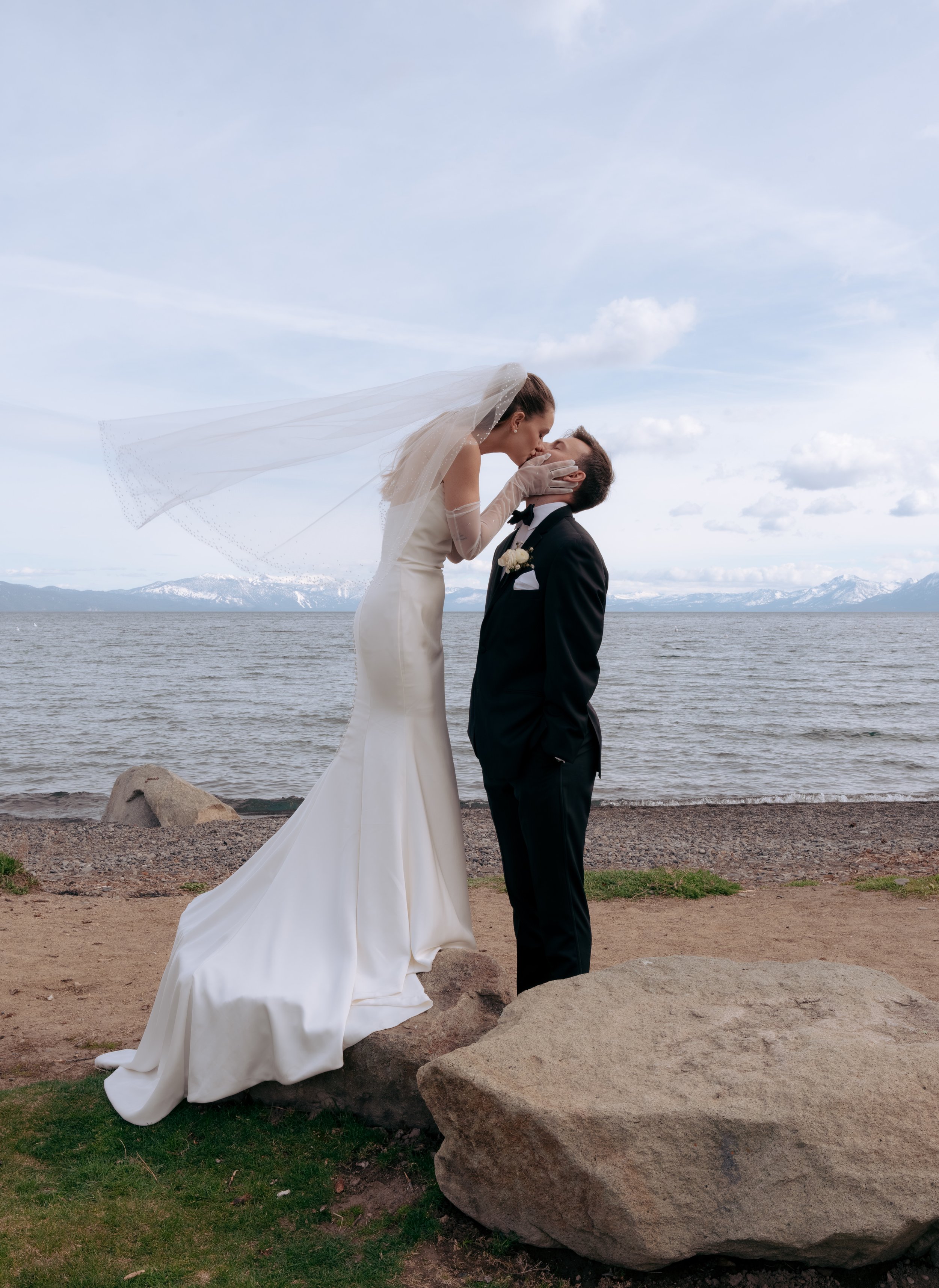 Fine art luxury destination wedding photography by Verdandi Photography.