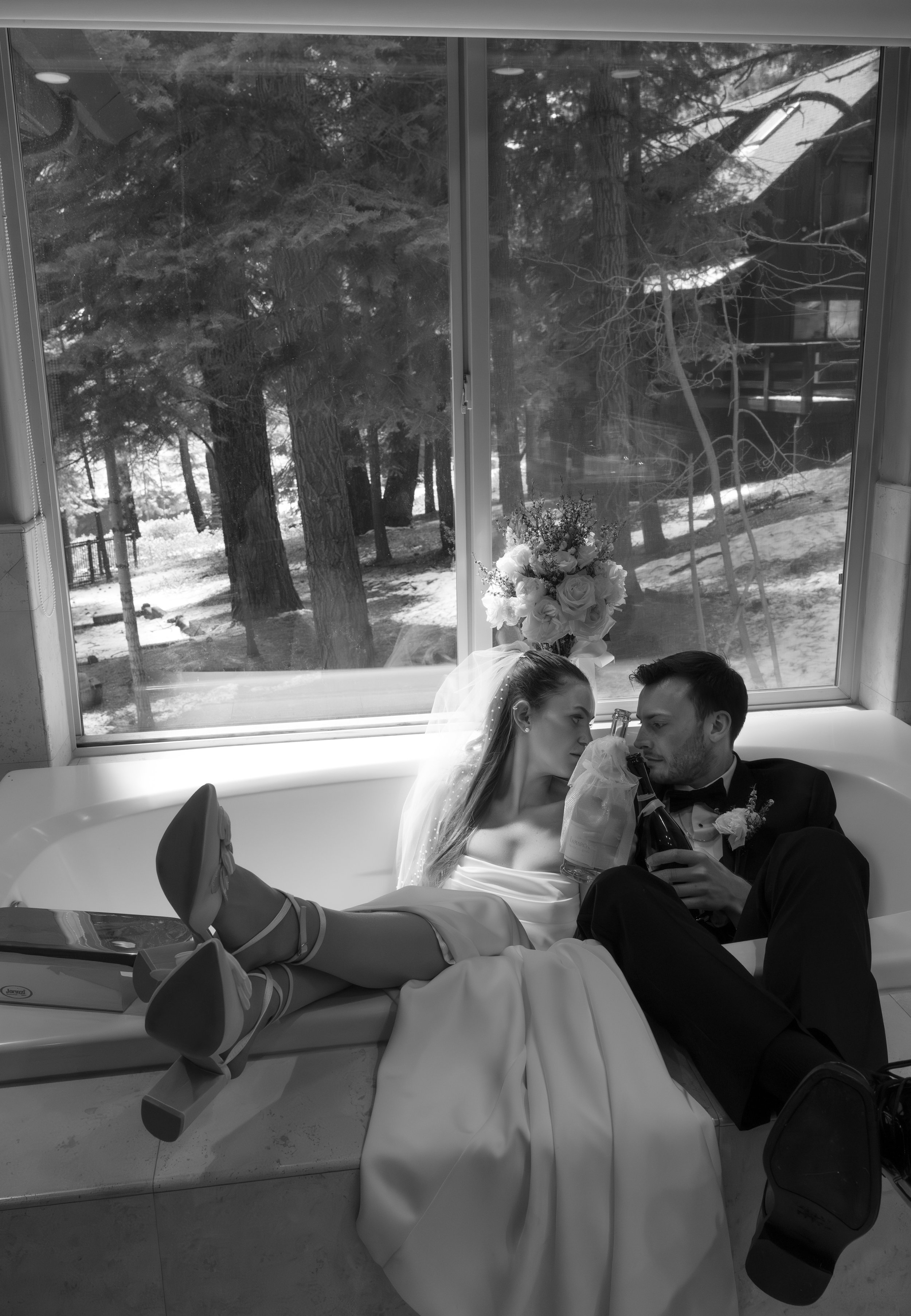 Fine art luxury destination wedding photography by Verdandi Photography.