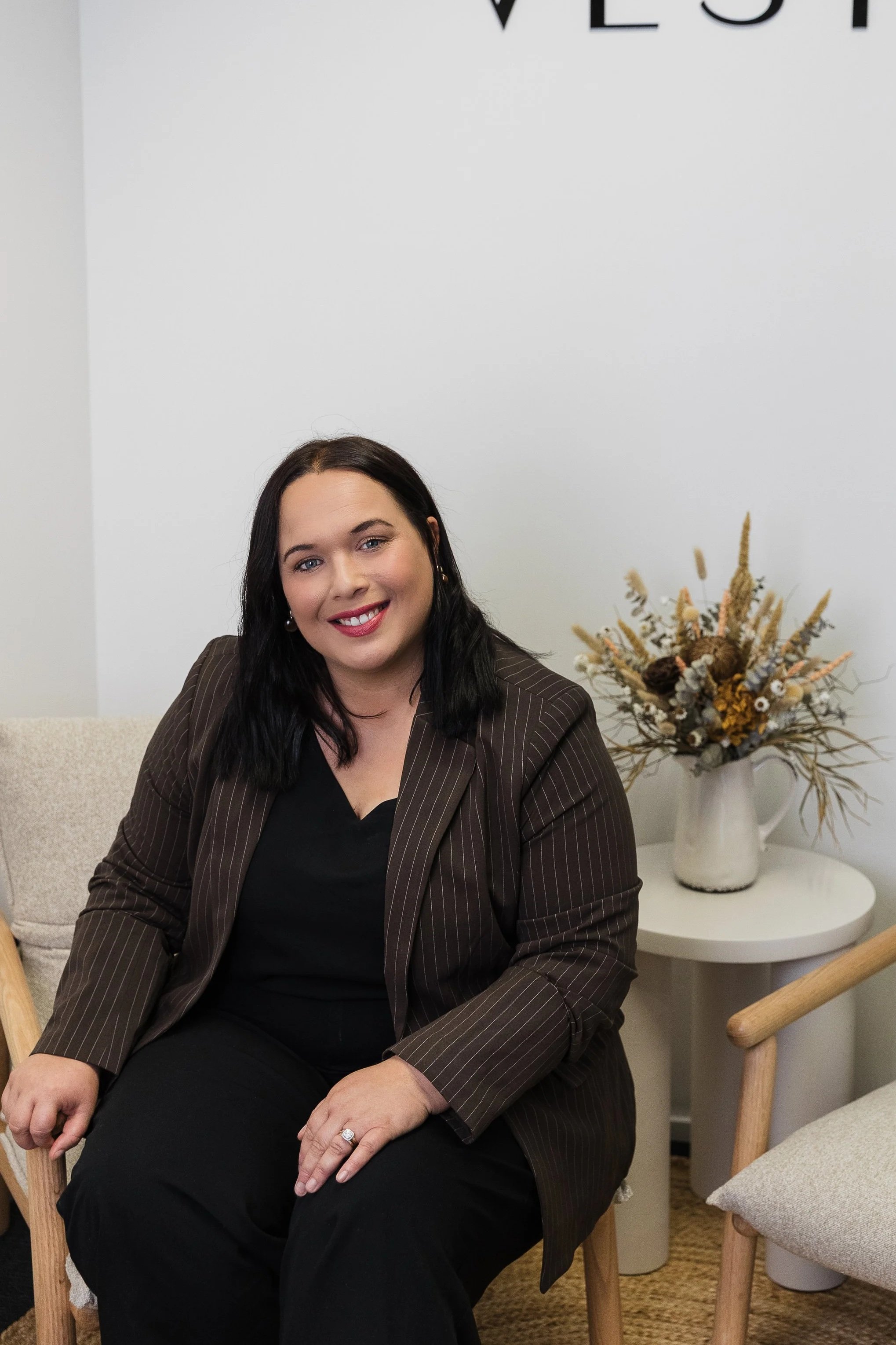 Cassie Taane, Financial Adviser