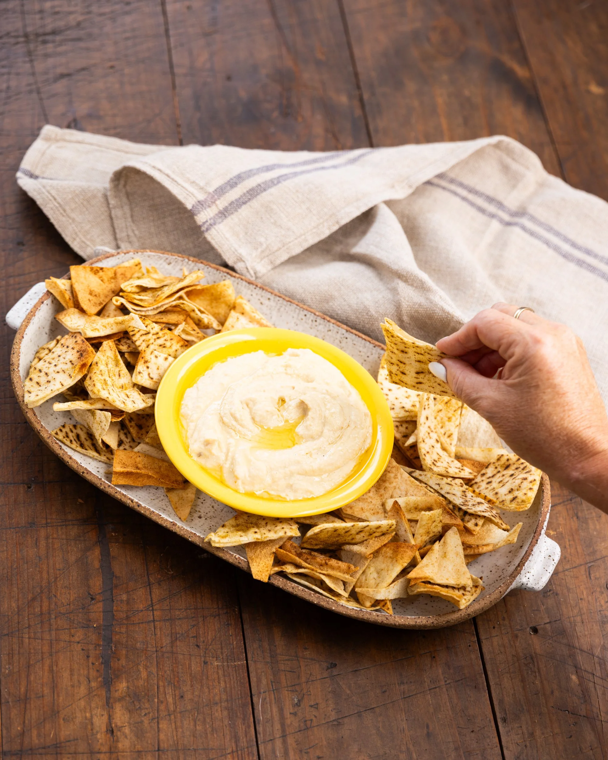 Hummus & Lebanese Bread Chips
