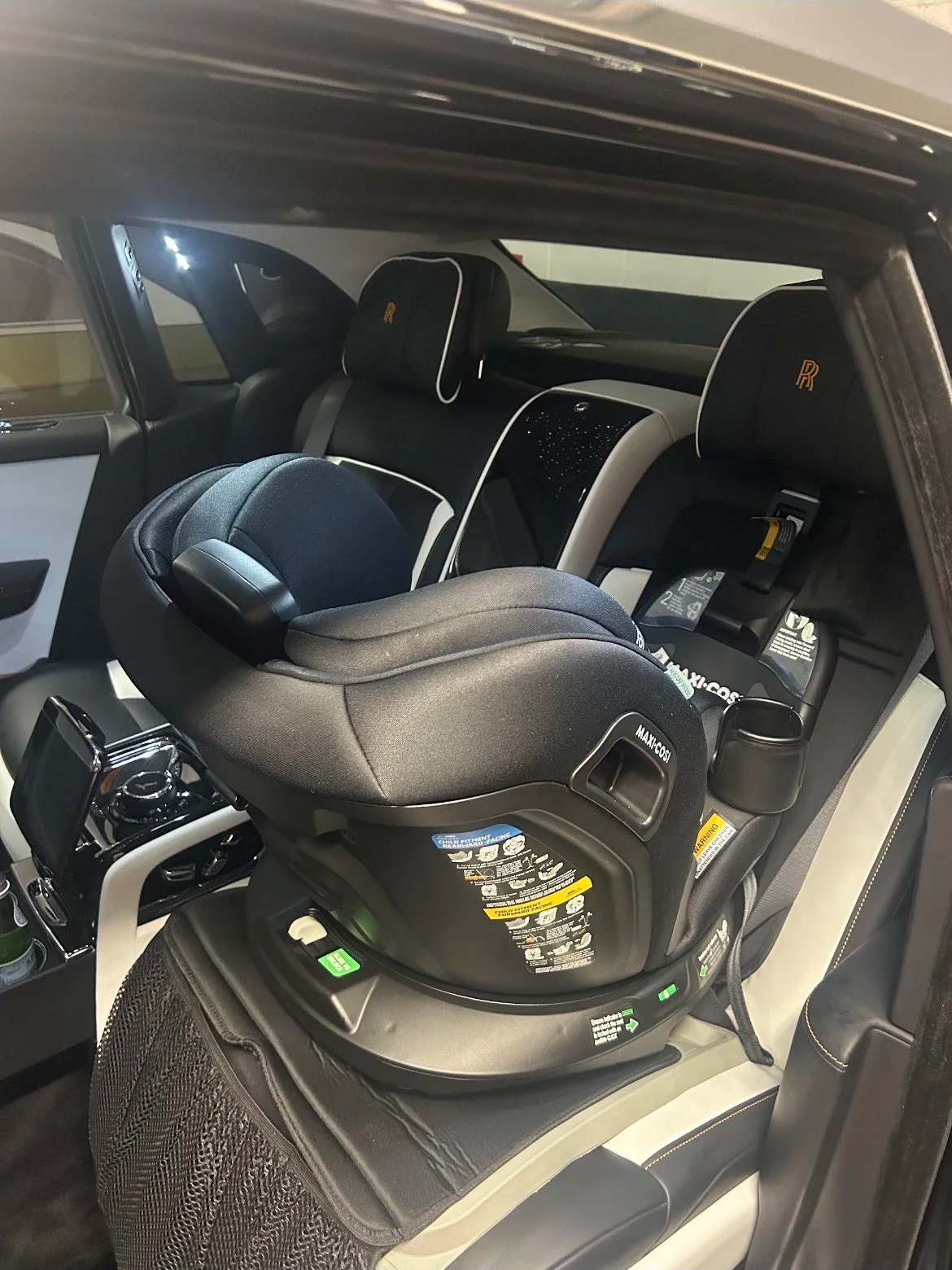 Maxi-Cosi Raia 360 Car Seat Installation in Sydney CBD