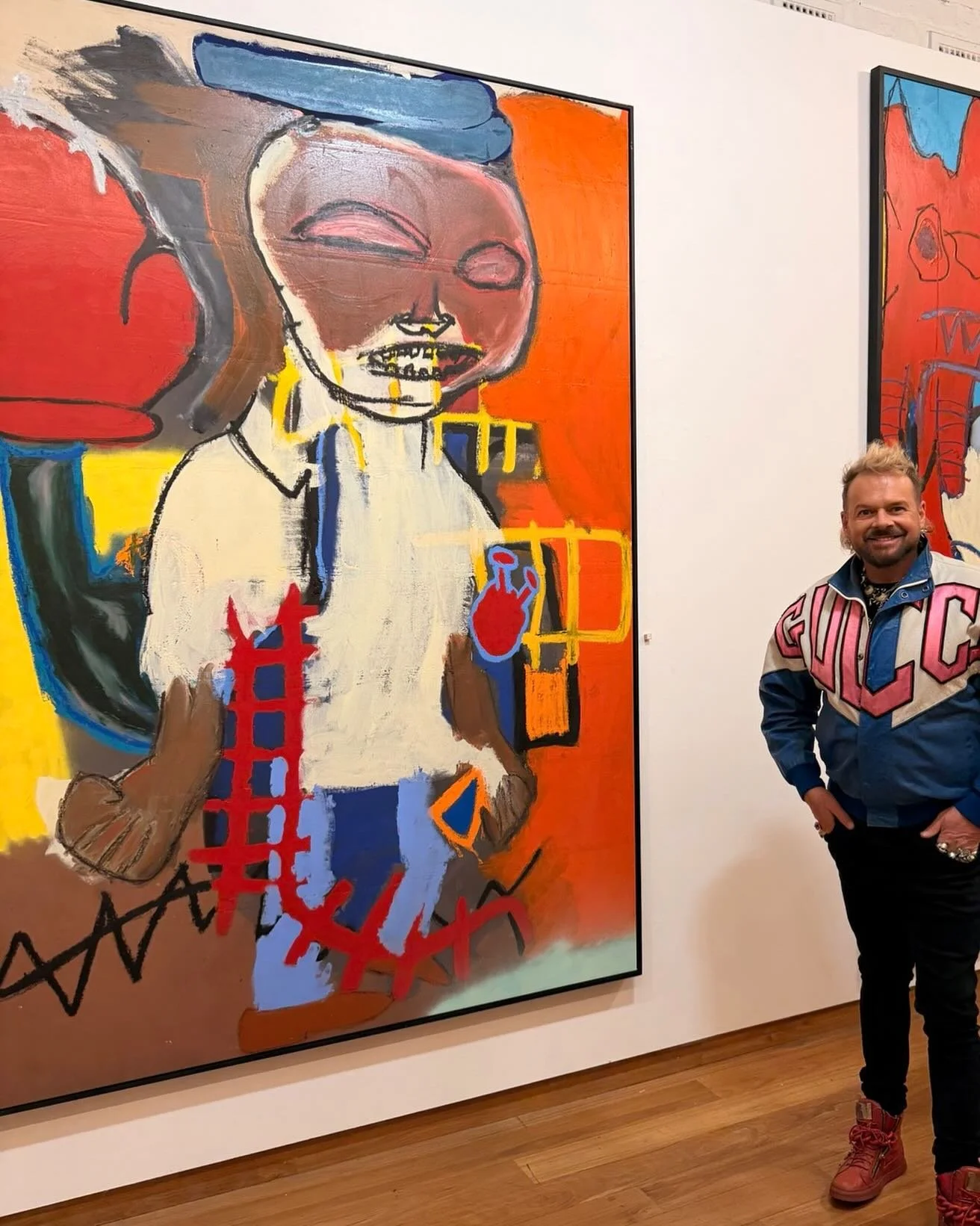 Absolutely worth the trip&hellip; 🎨✨

Yesterday I had the pleasure of visiting Joshua Searle&rsquo;s latest exhibition, Con Mucho Gusto (With Great Pleasure)&hellip; and what an experience.

Bold&hellip; raw&hellip; emotional&hellip; playful&hellip;