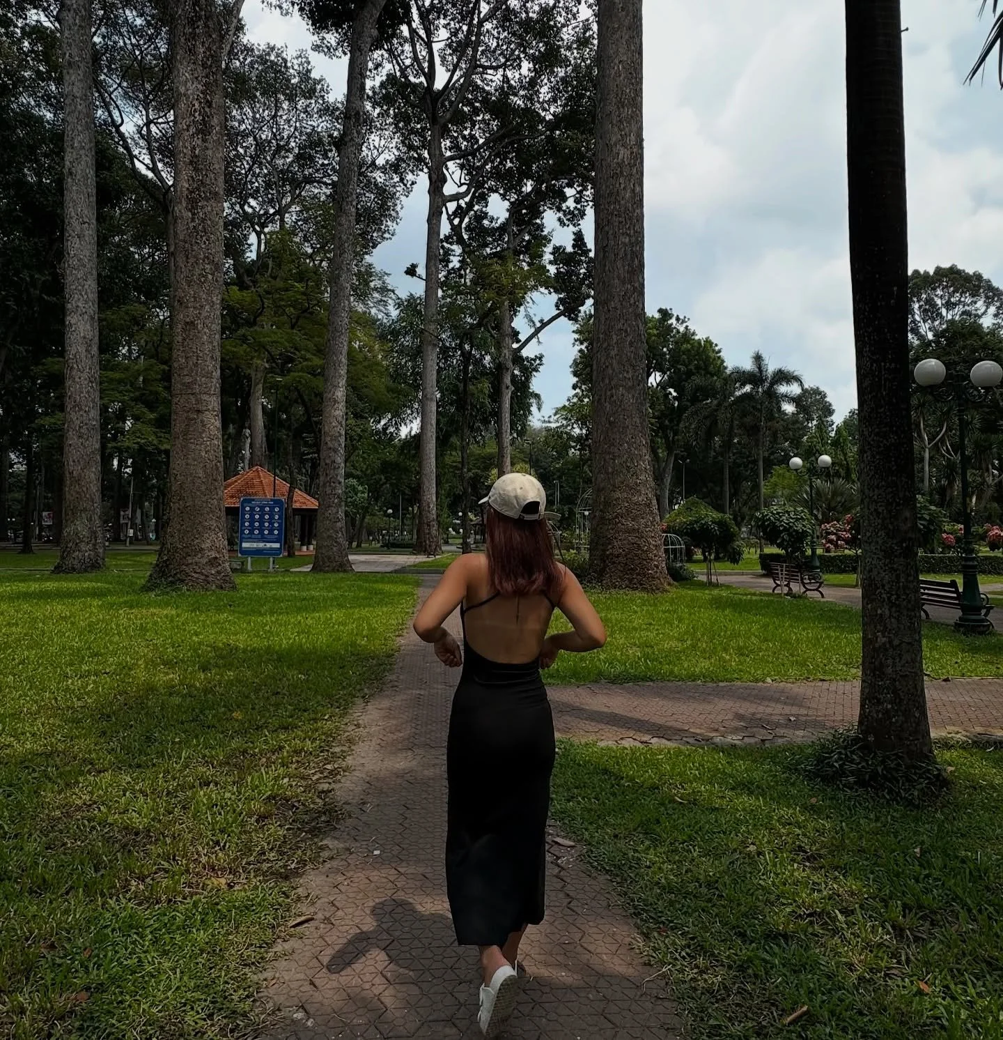 .
大都会の中にあるホーチミンの公園🌳
朝ホテルでゆっくりして
時間に追われることなくゆっくり公園の中散歩するの大好き🚶&zwj;♀️
