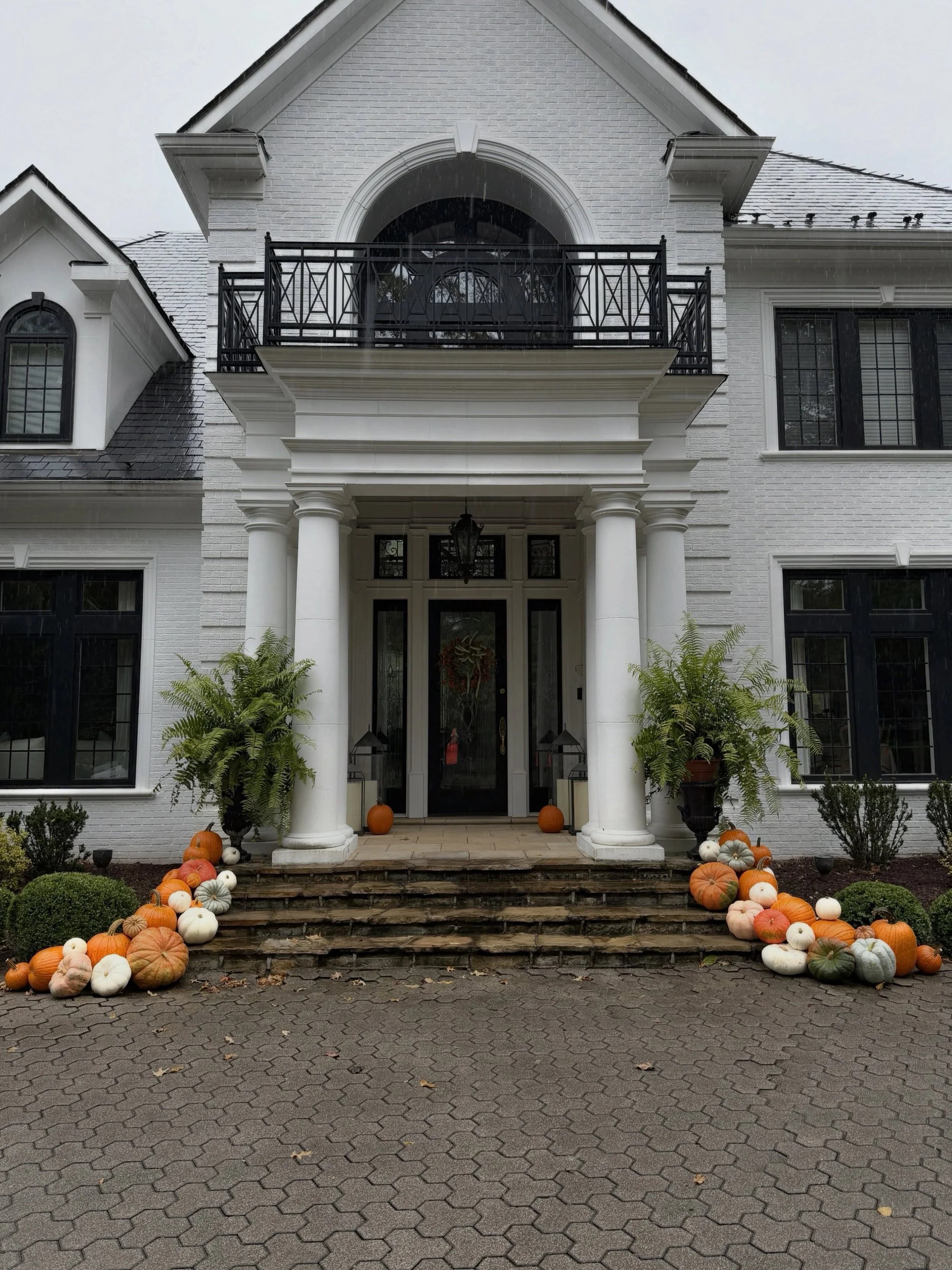 A grand entrance deserves a pretty little pumpkin moment. 🎃🧡

Our Pretty Porch Package understood the assignment at this stunning Louisville, KY home! 🏡✨

Layers of heirloom pumpkins, classic fall oranges, soft whites, and muted greens bring the p