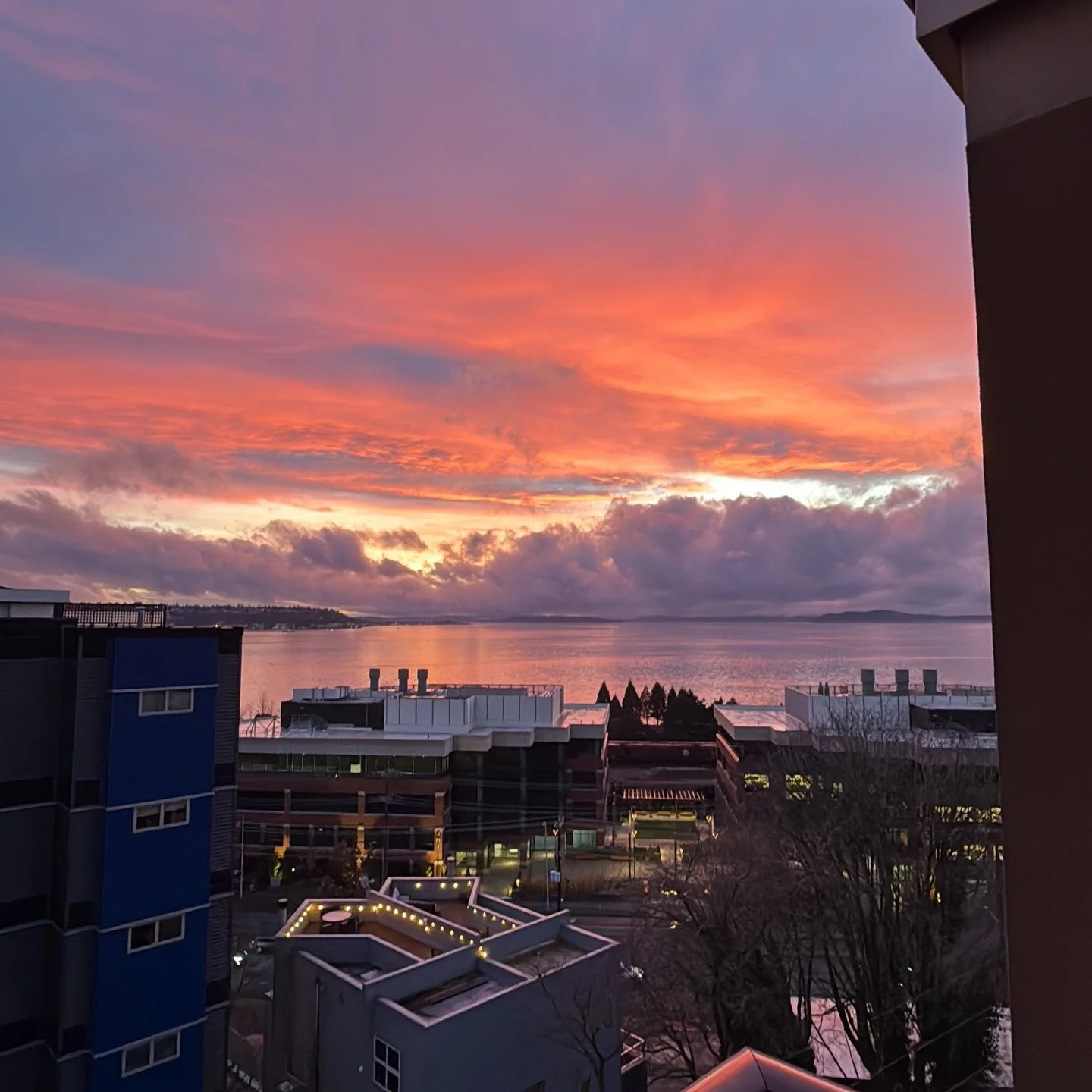 Not a bad night to tour condos on Queen Anne 🌅