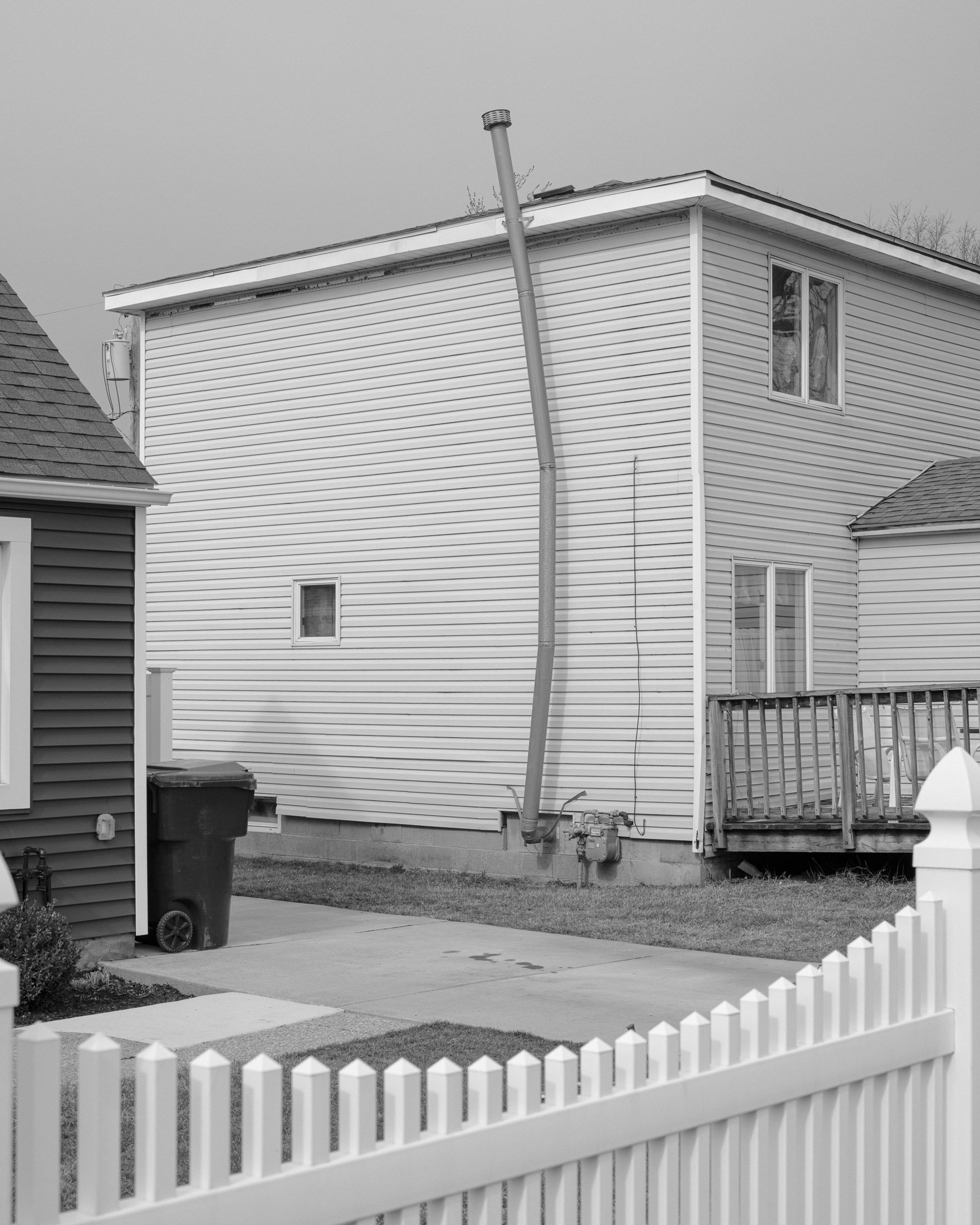 17 - curved chimney.jpg