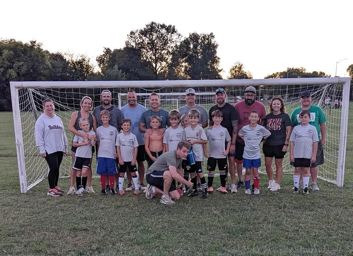 Kids Vs. Parents last night with our 2016 boys! Everyone had FUN! 😀✨ Many current and former PROFESSIONAL ATHLETES in the 🇺🇸 have been very outspoken of late about clubs losing sight of this most integral thing! 

It&rsquo;s good to have expectati