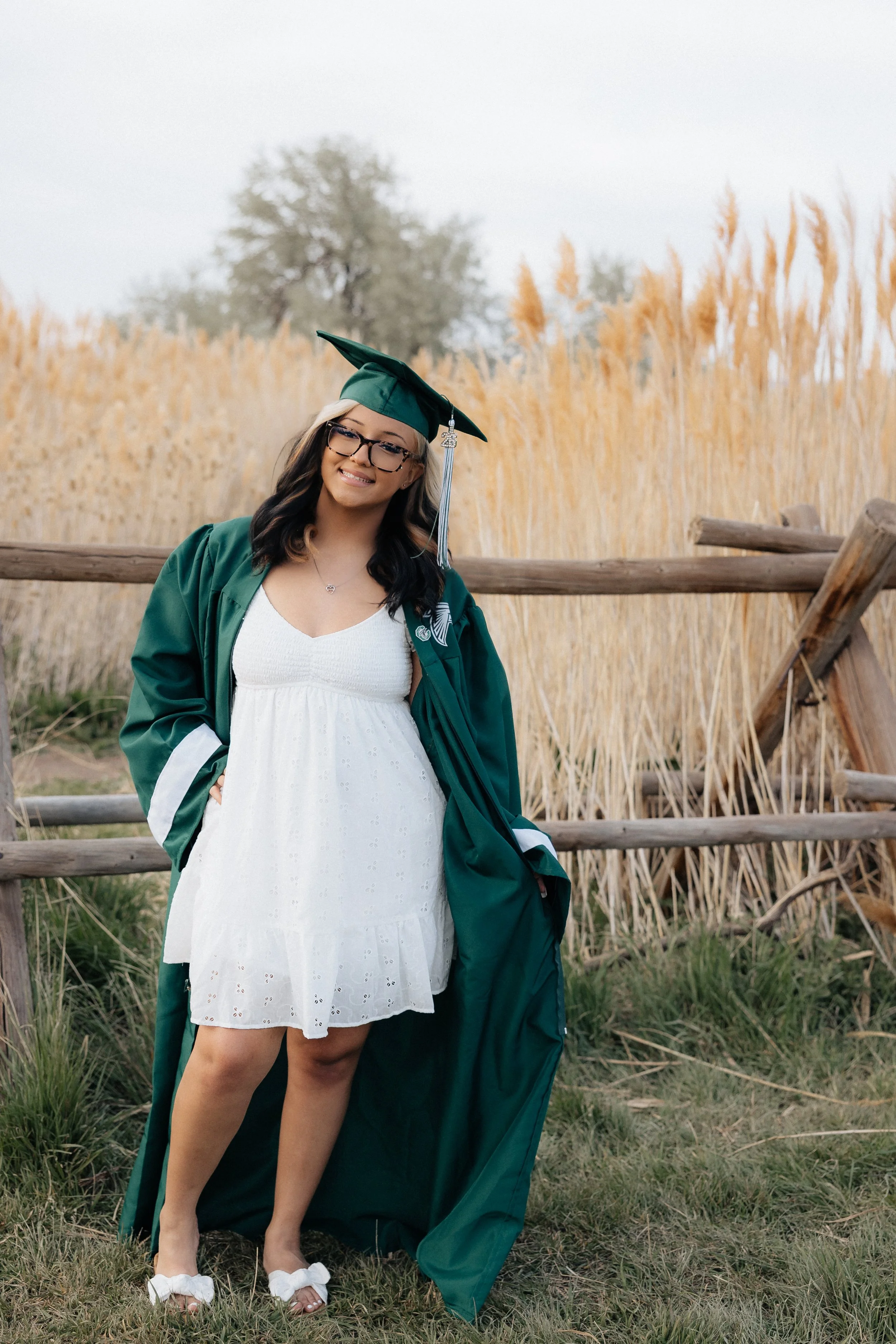 26KarelySeniorTunnelSprings_LxclusivesPhoto-9250.jpg
