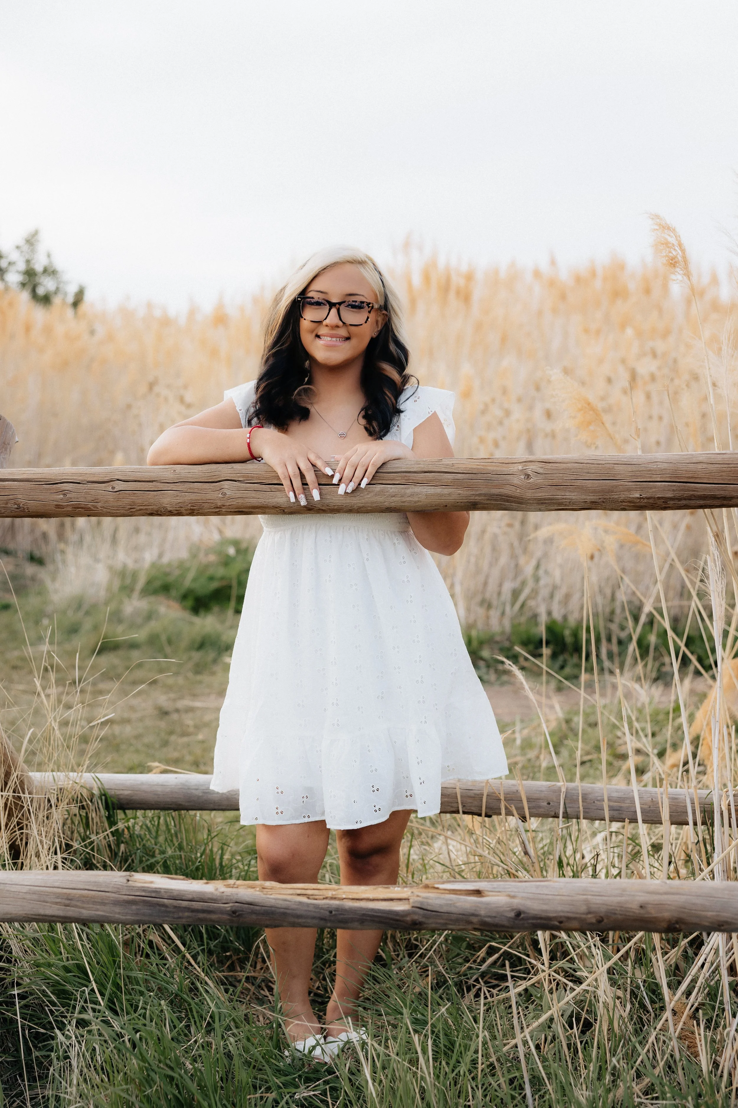 26KarelySeniorTunnelSprings_LxclusivesPhoto-9140.jpg