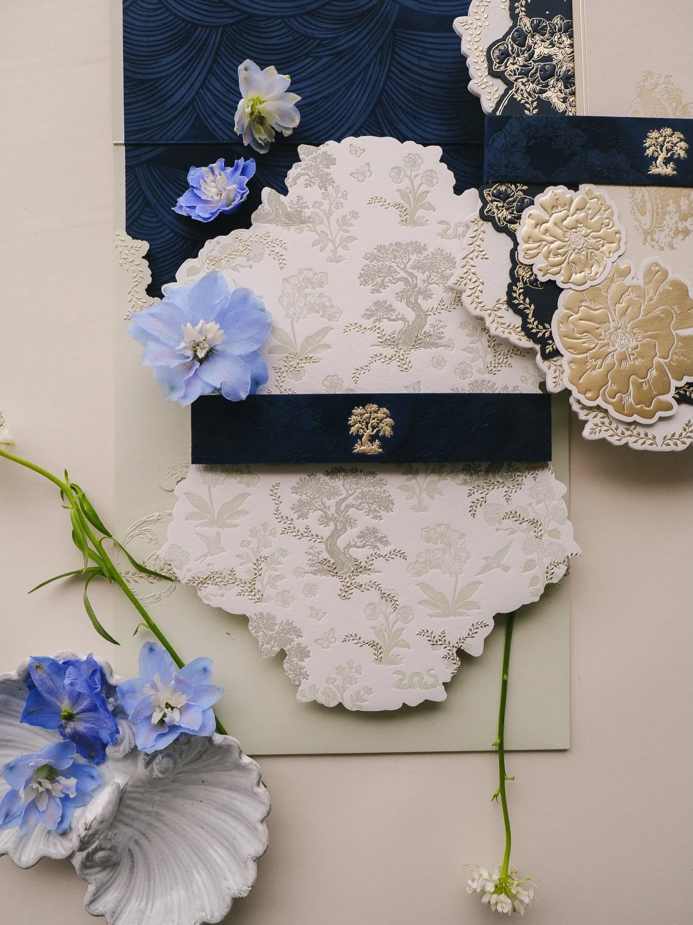 Finally had the opportunity to work with the incredibly talented @truffypi on this invitation suite for E&amp;M, who chose Singapore as their wedding destination, welcoming guests from Hong Kong &amp; Korea just a few months ago.

Designed as a senso