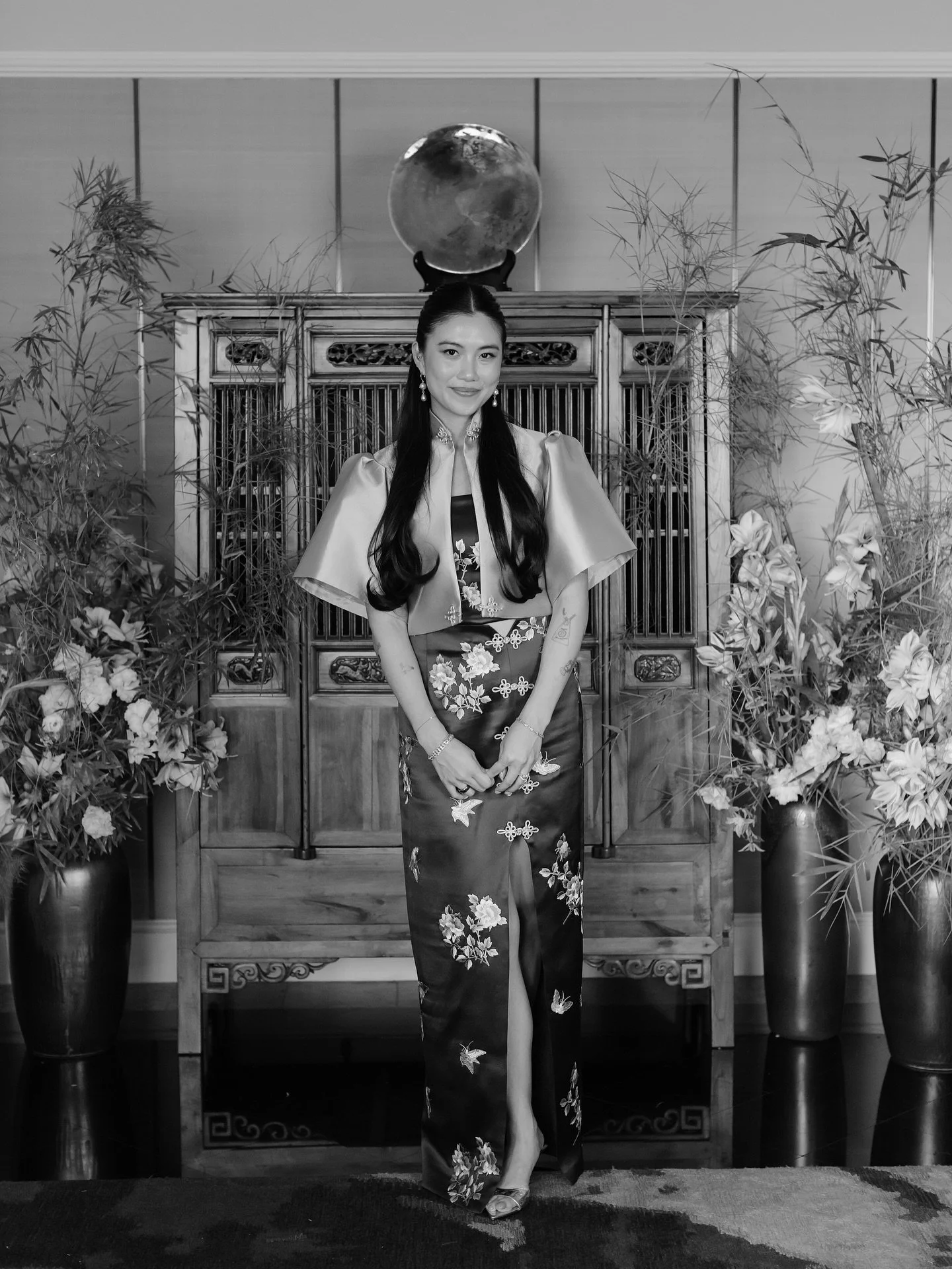 The tea ceremony has always been a key focus for our gracious hosts. These sessions are among the most meaningful moments of the wedding day- a time for our couples to express gratitude to their closest families.

Our stunning bride, dressed in @stud