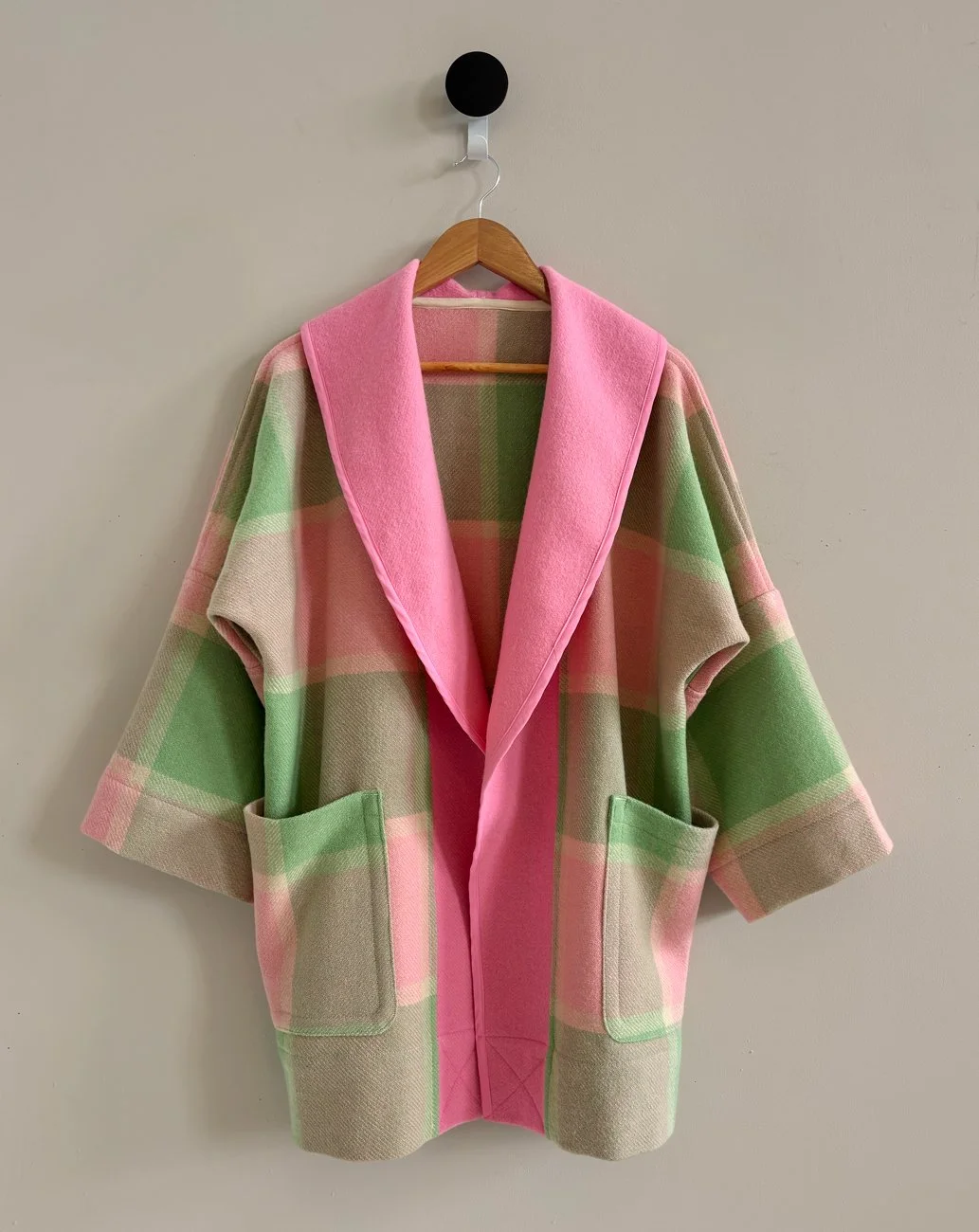 pink-collar-kimono-hanging.jpg