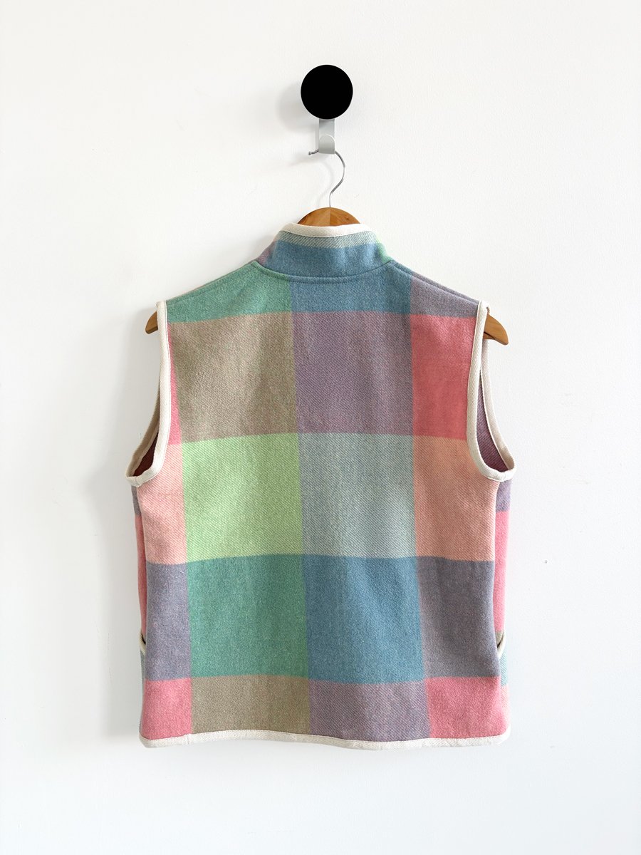 qaws-vest-back.jpg