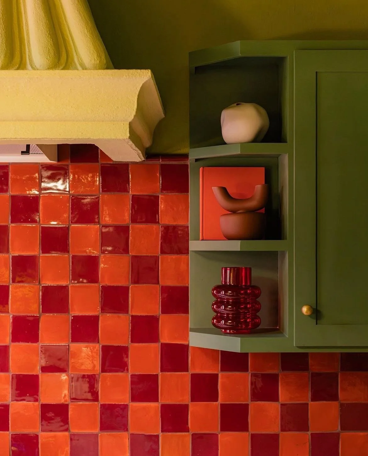 Some current inspo 💥 

Sorry I&rsquo;ve been M I A, 

Been feeling a little lost &amp; overwhelmed, but then also just settling into the fact that I need to rest. 
Also been working on some physical art, slowly but surely. 

Time for more rest, 3 da