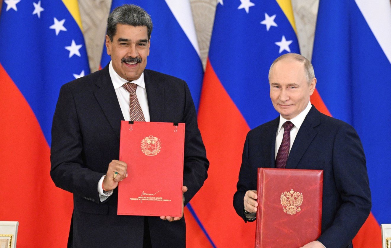 Maduro and Putin.jpg