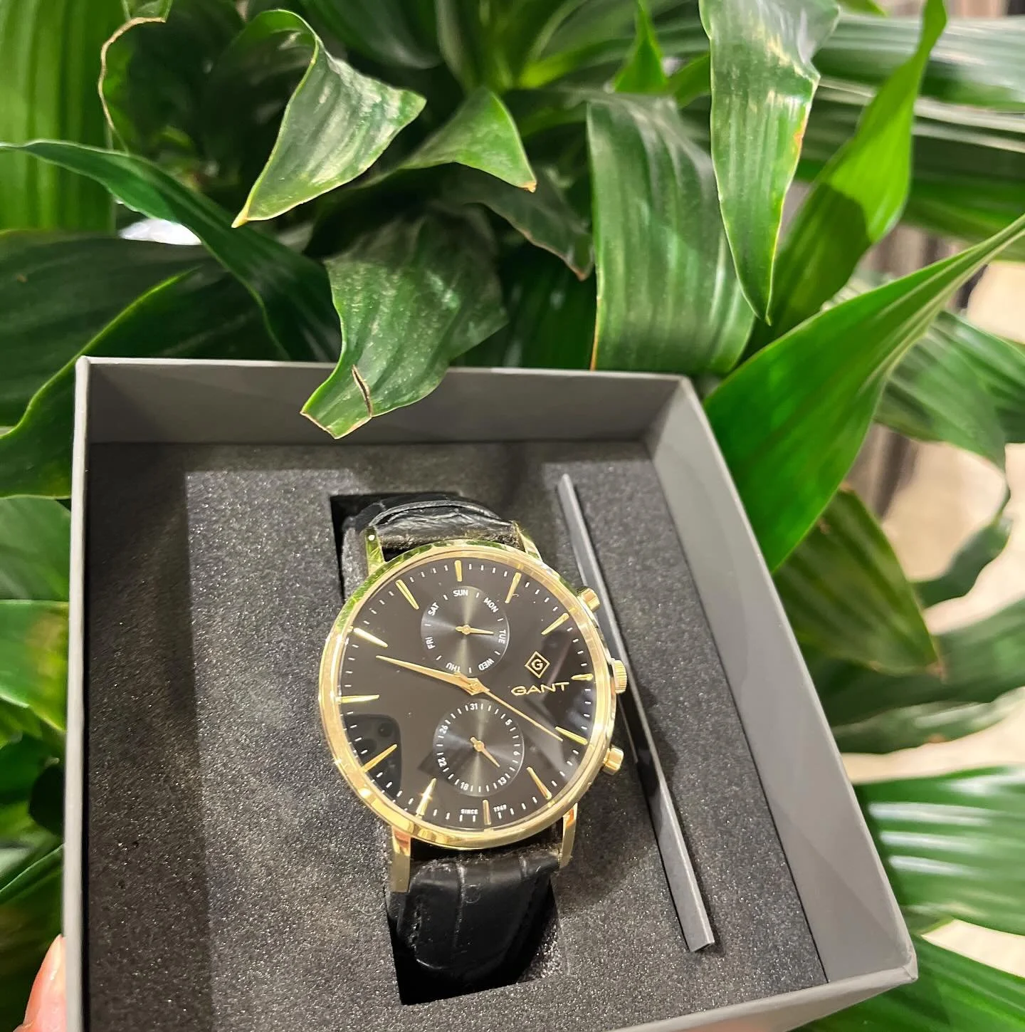 30 % p&aring; alle v&aring;re klokker⌚️se v&aring;rt utvalg til dame og herre i butikken #gantwatches #klokker #gavetips #gaventilfar #farsdag #svolvaer #shoppinlofoten