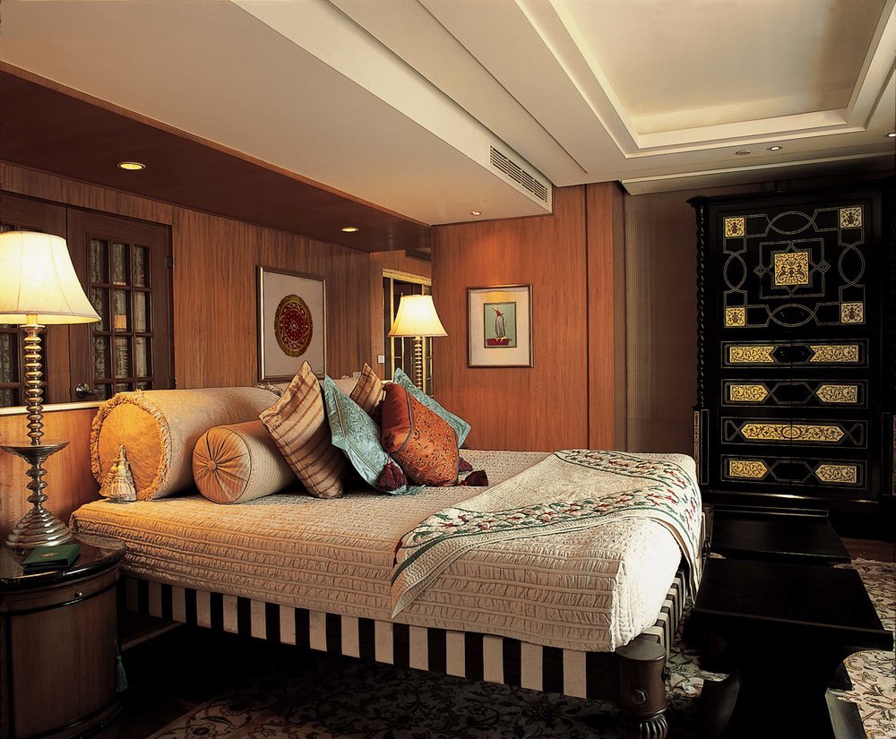 007-The+Oberoi+Amarvilas,+Agra+-+Kohinoor+Suite+Bedroom.jpg