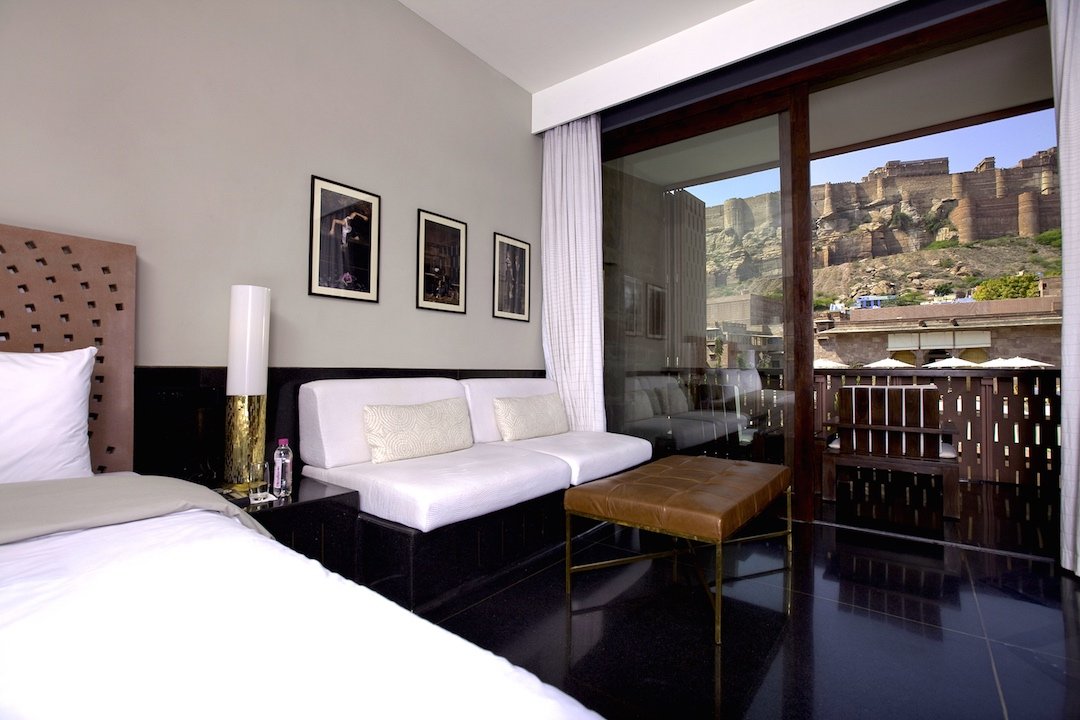 Luxury+Fort+View+Room.jpg
