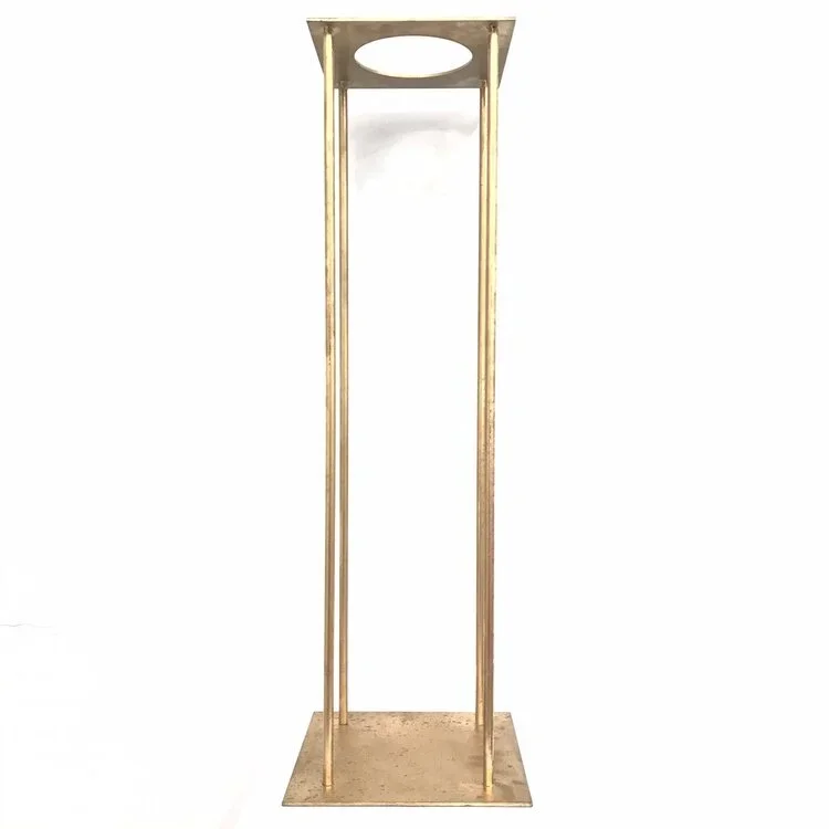 Gold Harlow Stand
