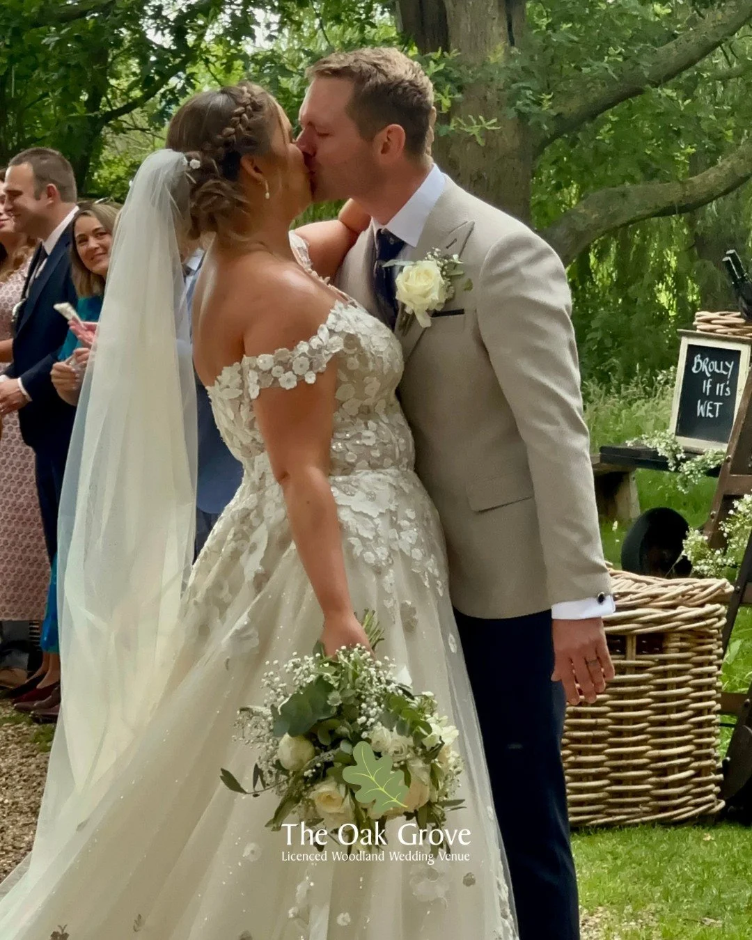 Some more highlights from Sophie and Luke&rsquo;s stunning wedding at The Oak Grove 🌿✨

Their day was filled with joy, celebration and unforgettable moments from beginning to end.

Congratulations again to Sophie and Luke &mdash; thank you for choos