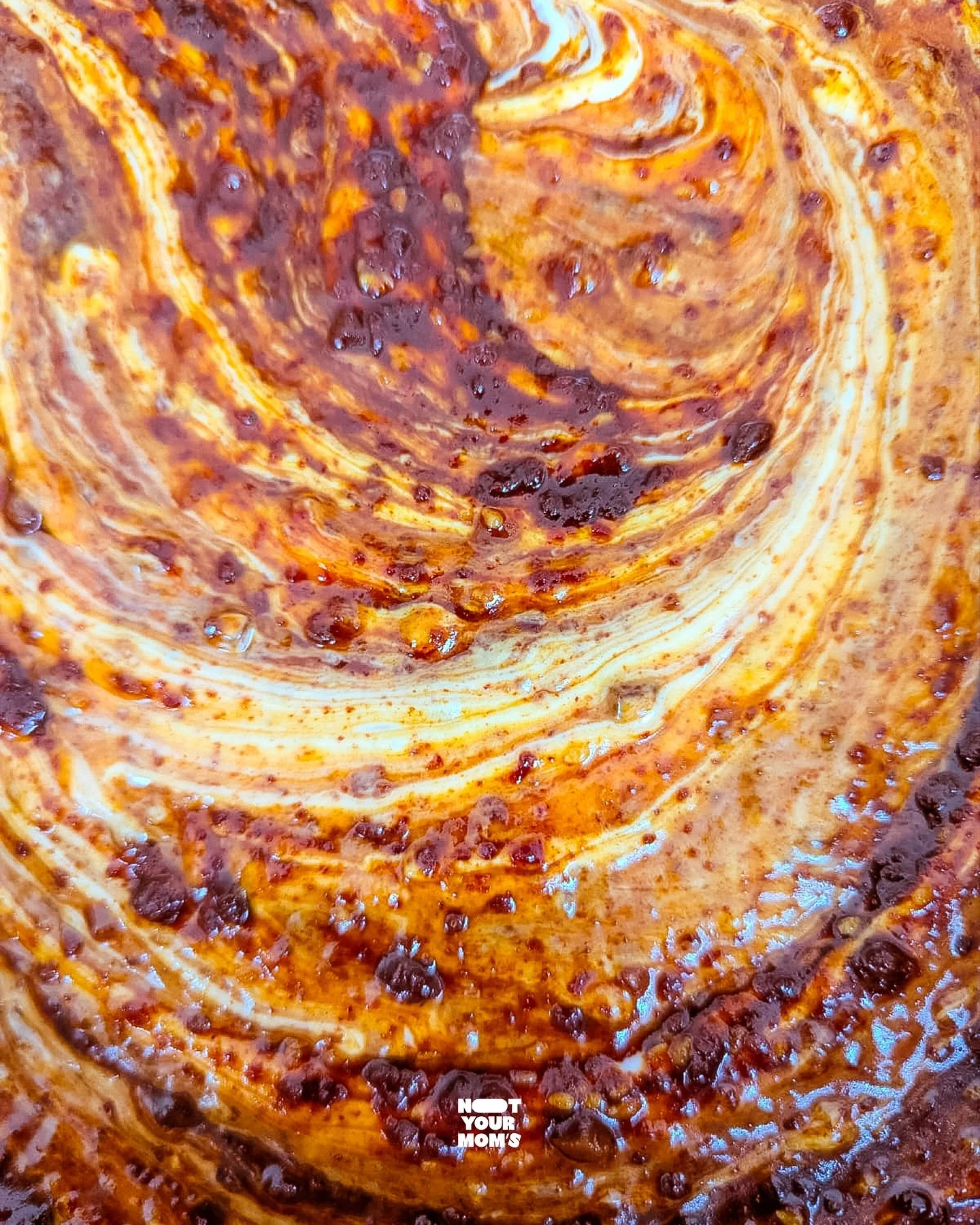 Momzarella hier, Momzarella da&hellip; aber kennt ihr eigentlich auch schon unsere brandneuen Mayos? 🥹🤤

Vor kurzem hat unsere Not Your Mom&lsquo;s Familie Zuwachs bekommen - ihr findet in unserem Online-Shop ab sofort nicht mehr nur unsere k&ouml;