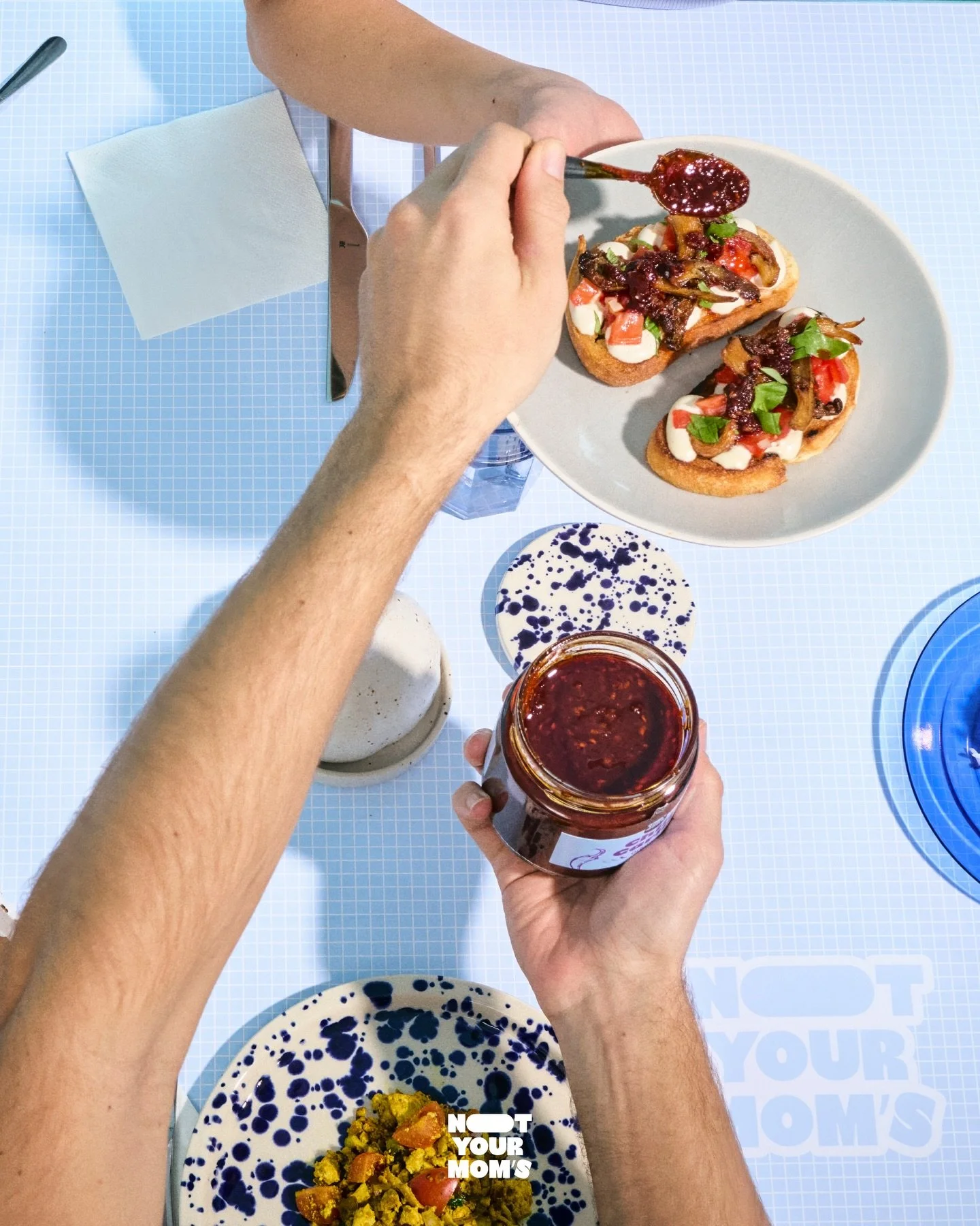 Weihnachten steht so gut wie vor der T&uuml;r 🎄💜

Wir begeben uns ab &uuml;bermorgen erstmal in eine besinnliche entspannte Pause und wir hoffen ihr k&ouml;nnt das gleiche tun 🙏🏼 

Wie siehts aus? Habt ihr schon alle Geschenke besorgt? Schon alle