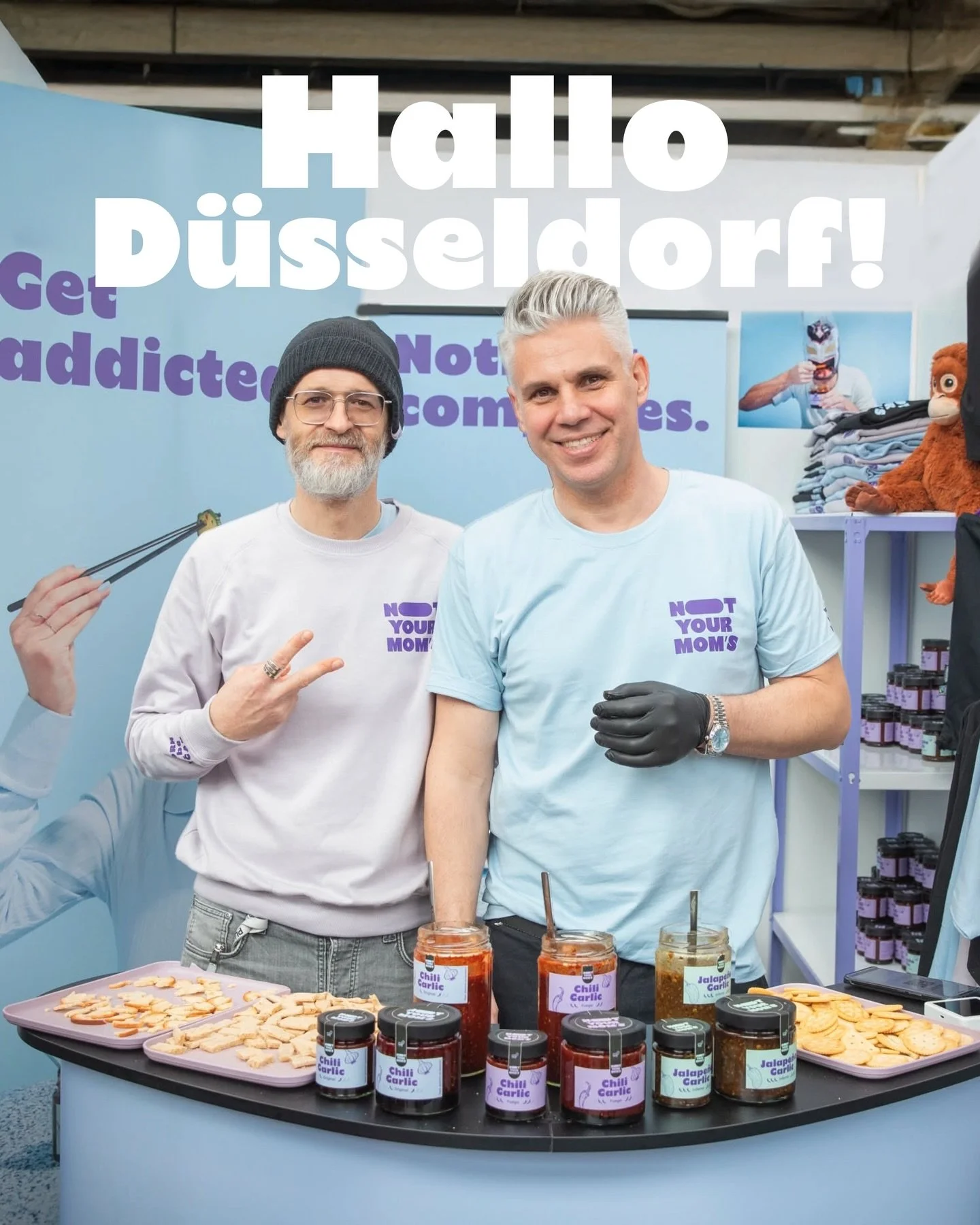 Hallo D&uuml;sseldorf! 👋🏼 Sehen wir uns auf der @officialveggieworld ? 👀

Am 28. und 29. M&auml;rz findet ihr uns auf der @officialveggieworld in D&uuml;sseldorf und wir freuen uns schon riesig! 😍

Ihr k&ouml;nnt auf der Messe nicht nur unseren M