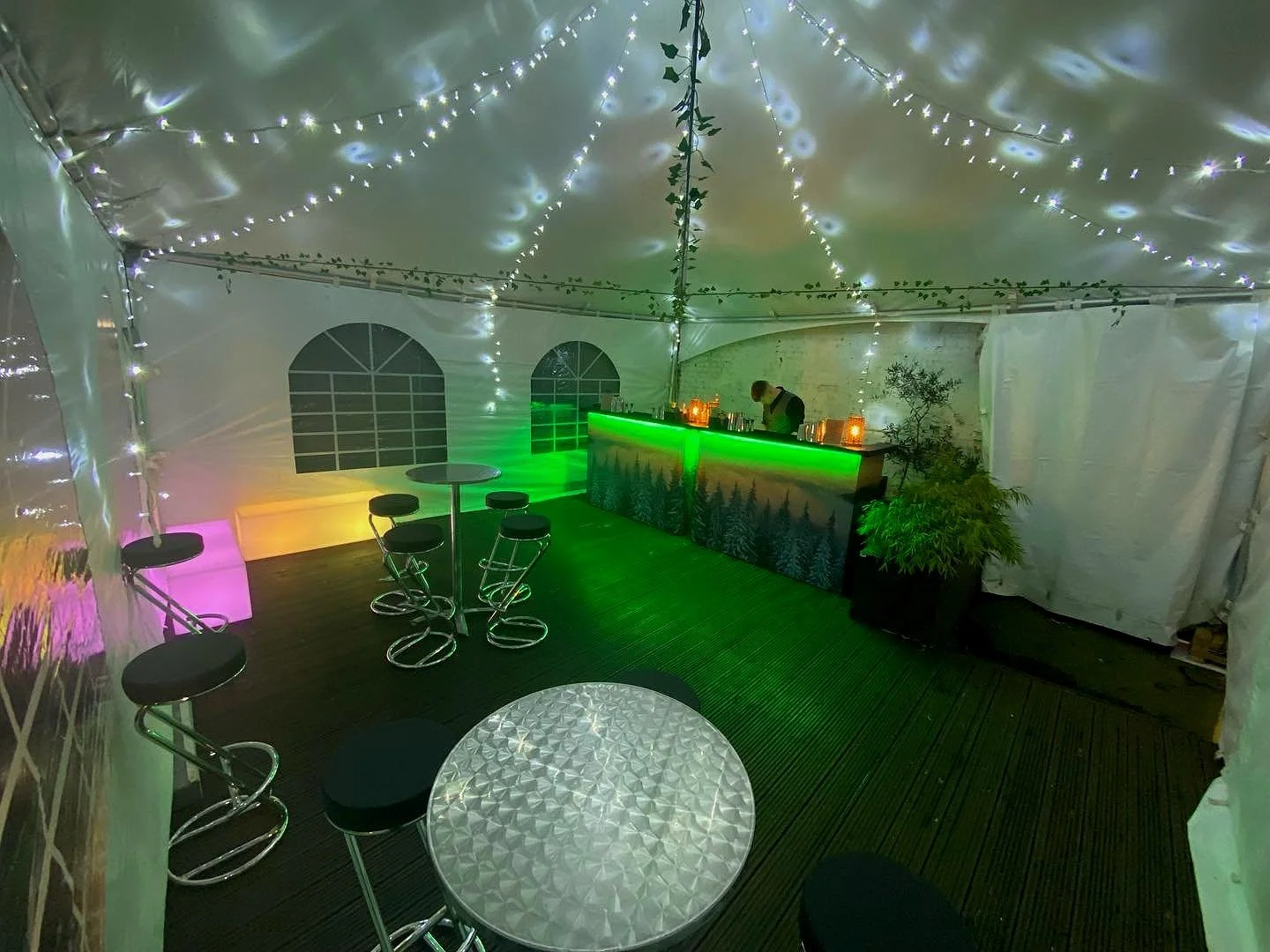alpine bar2.jpg