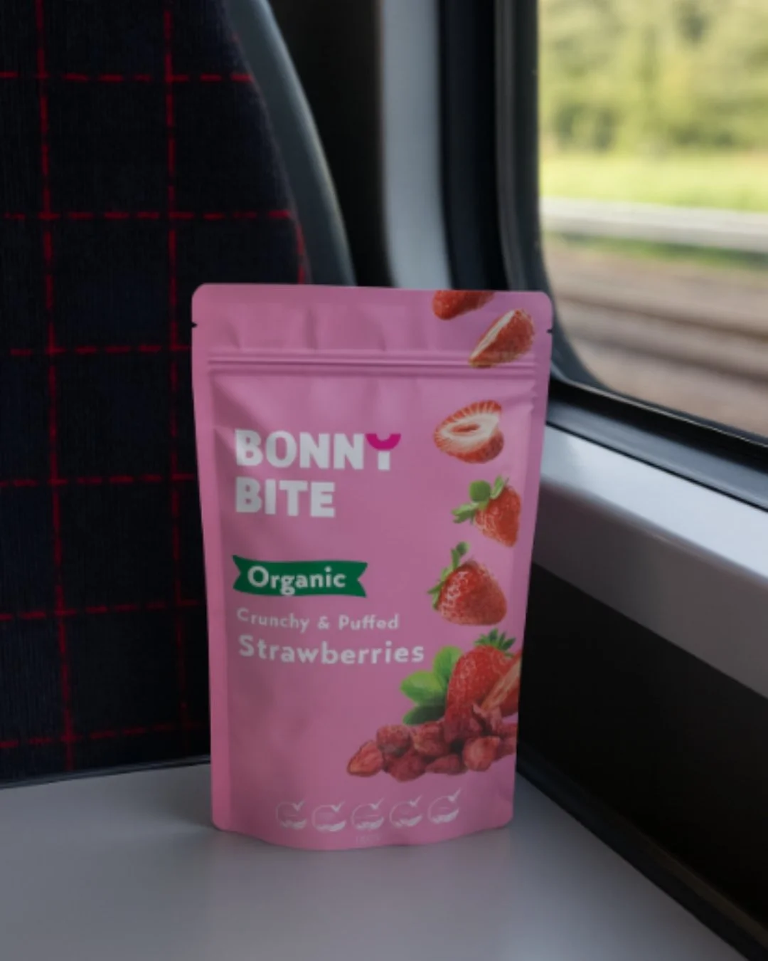 Running late? At least your snack isn&rsquo;t. Grab Bonny Bite Crunchy &amp; Puffed Strawberries and crunch your way to work.

#bonnybiteuk #snack #snacking #snacks #snacktime #snacksforkids #snackstime #food #foodie #instafood #organic #organicfruit